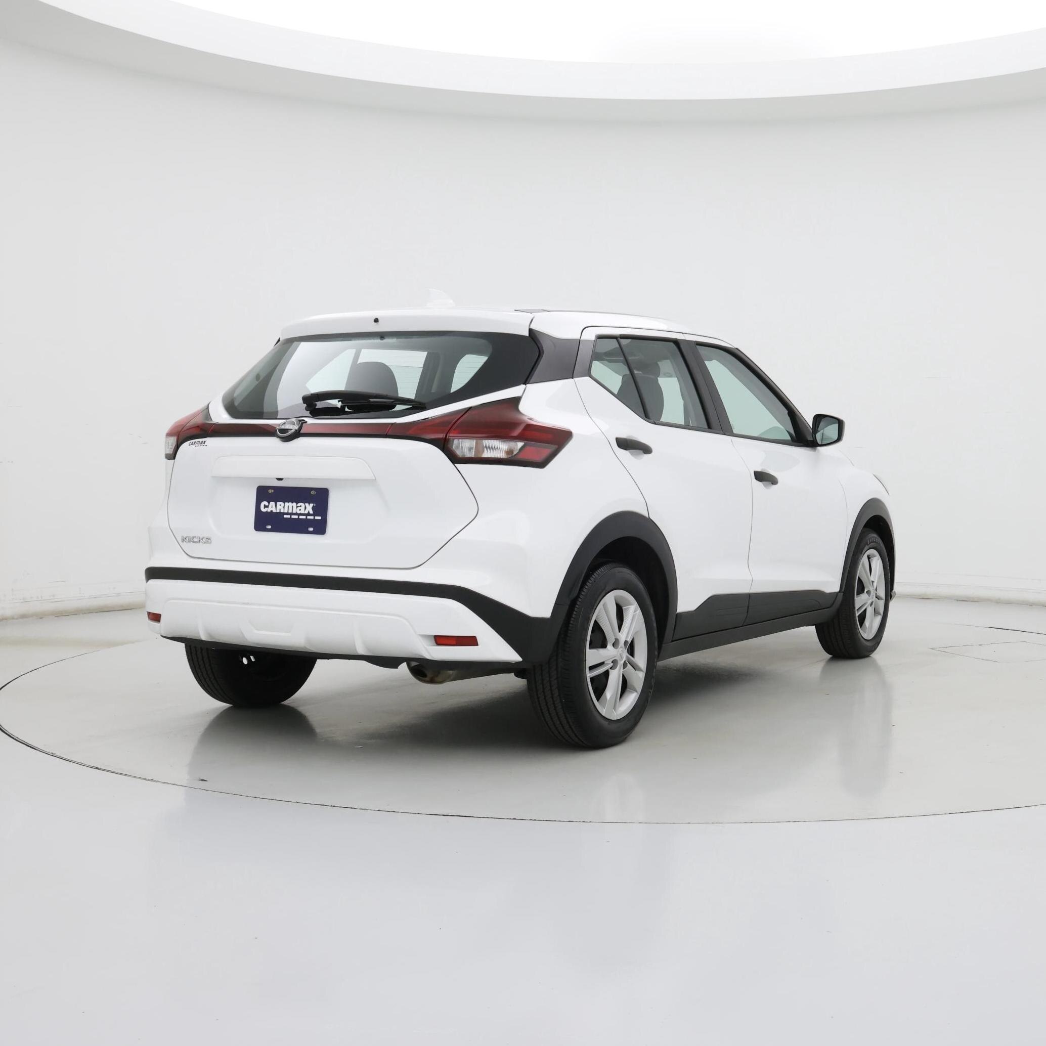 Thumbnail: 2023 Nissan Kicks - 8