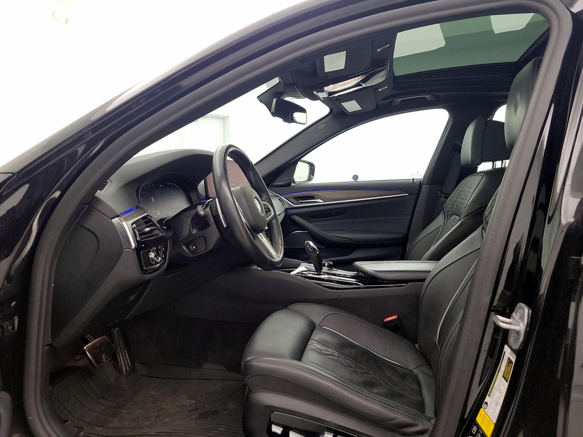 Thumbnail: 2021 BMW 5 Series - 11