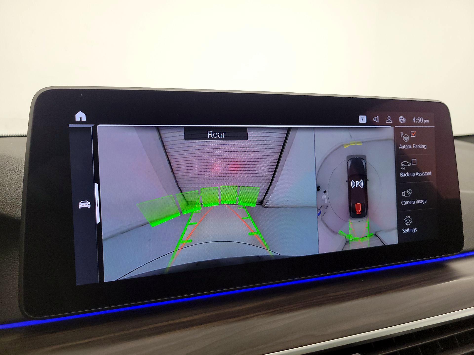 Thumbnail: 2021 BMW 5 Series - 15