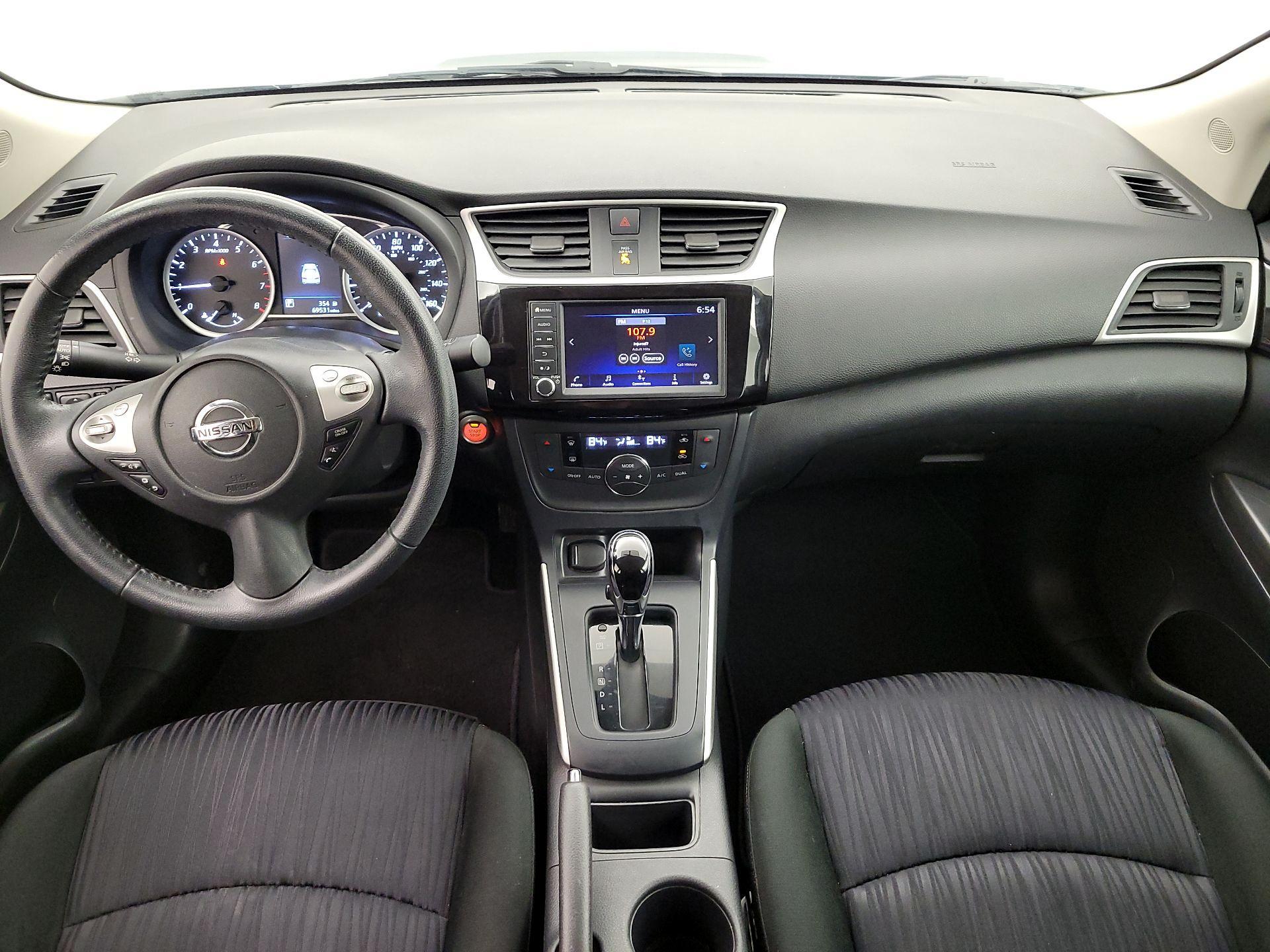 Thumbnail: 2019 Nissan Sentra - 9