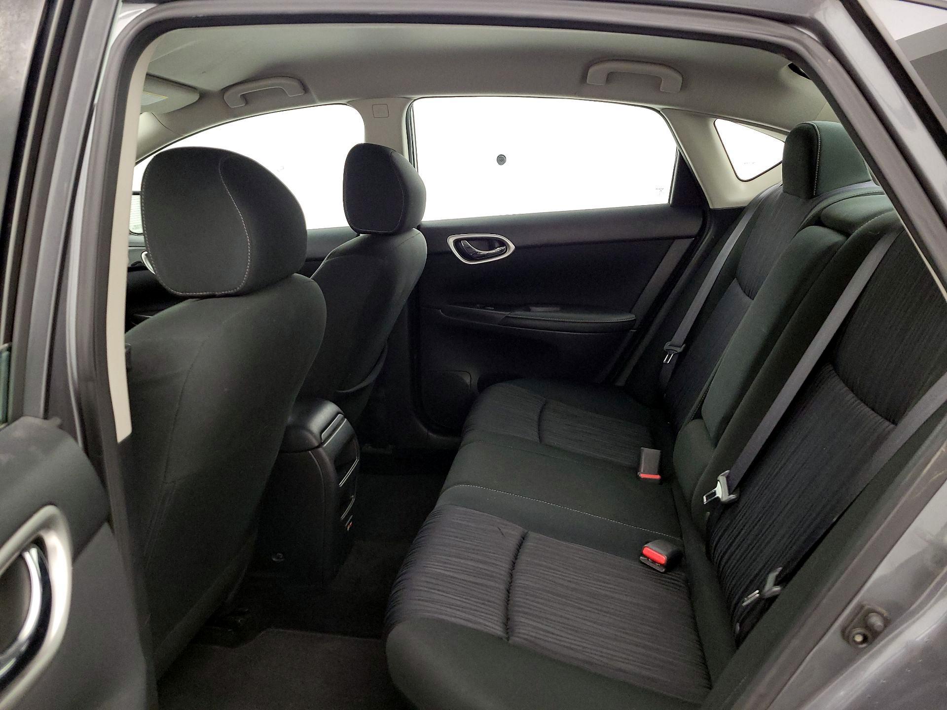 Thumbnail: 2019 Nissan Sentra - 19