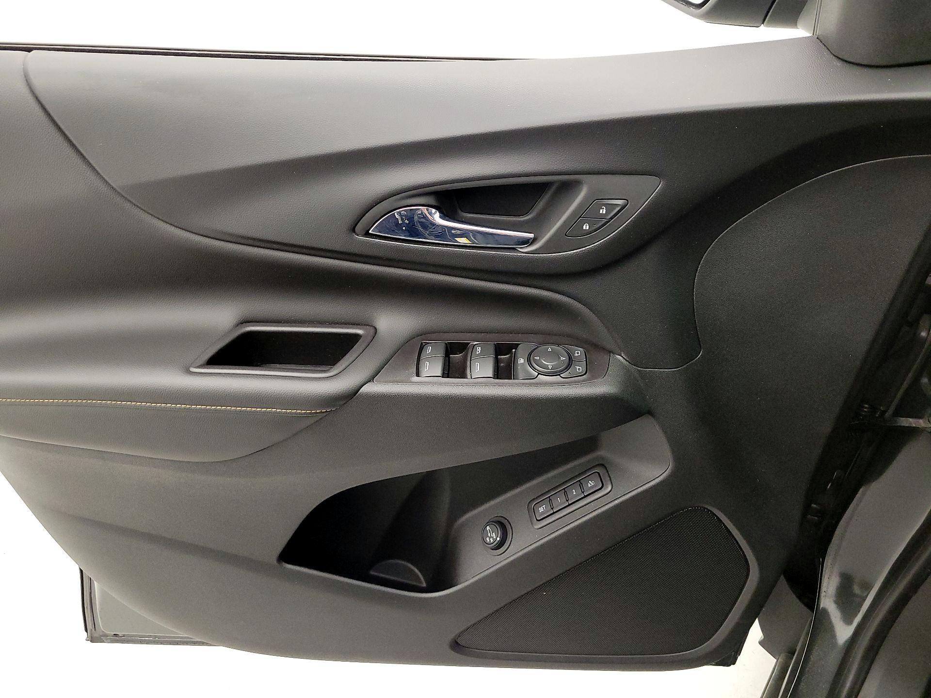 Thumbnail: 2018 Chevrolet Equinox - 12