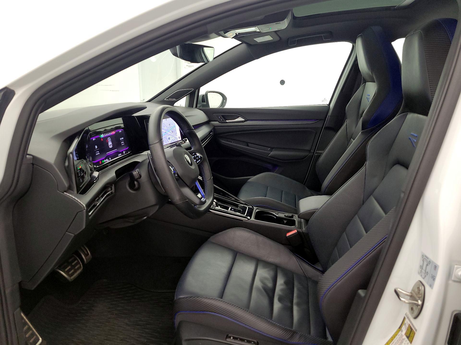 Thumbnail: 2023 Volkswagen Golf - 11