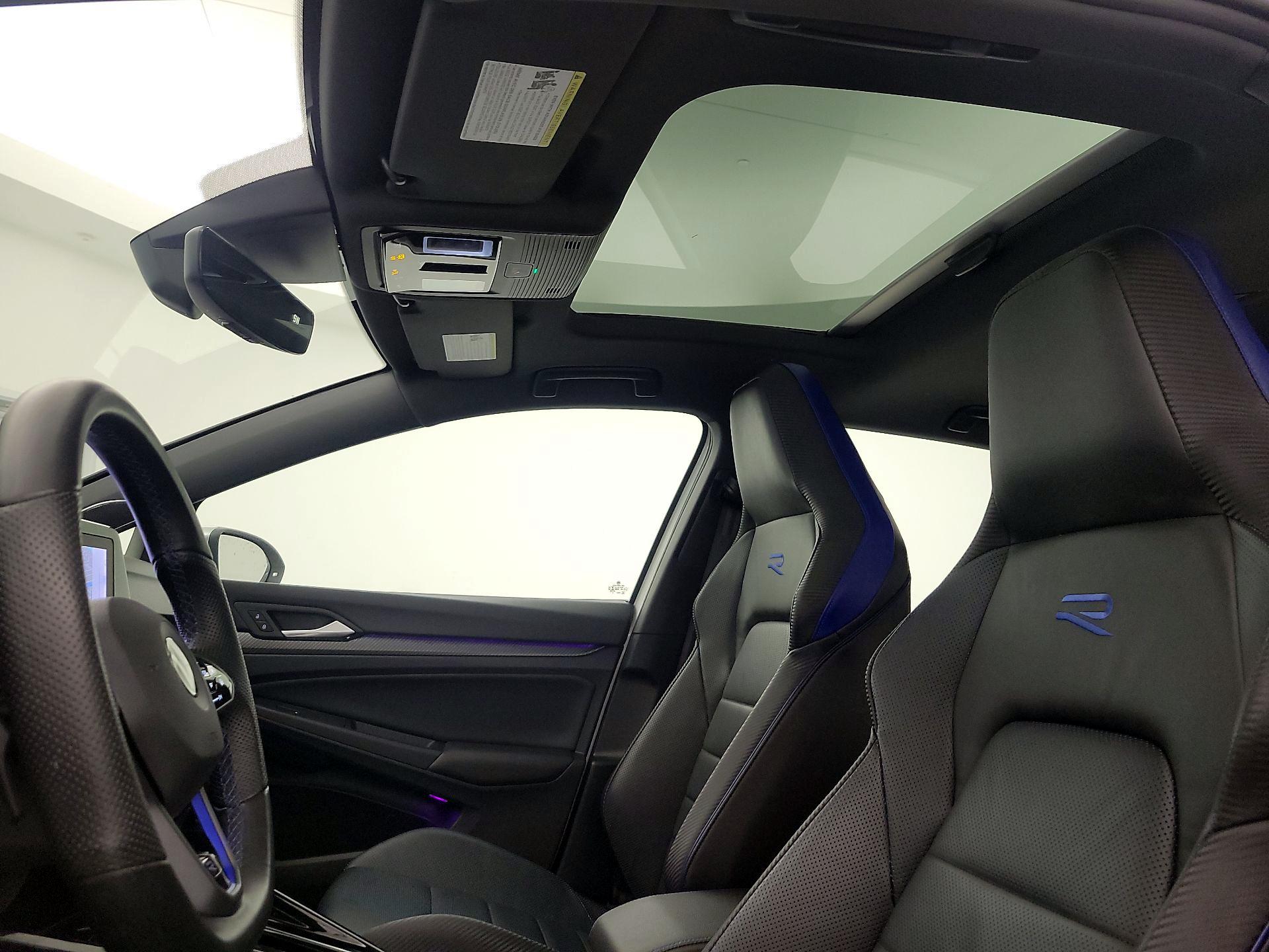 Thumbnail: 2023 Volkswagen Golf - 20