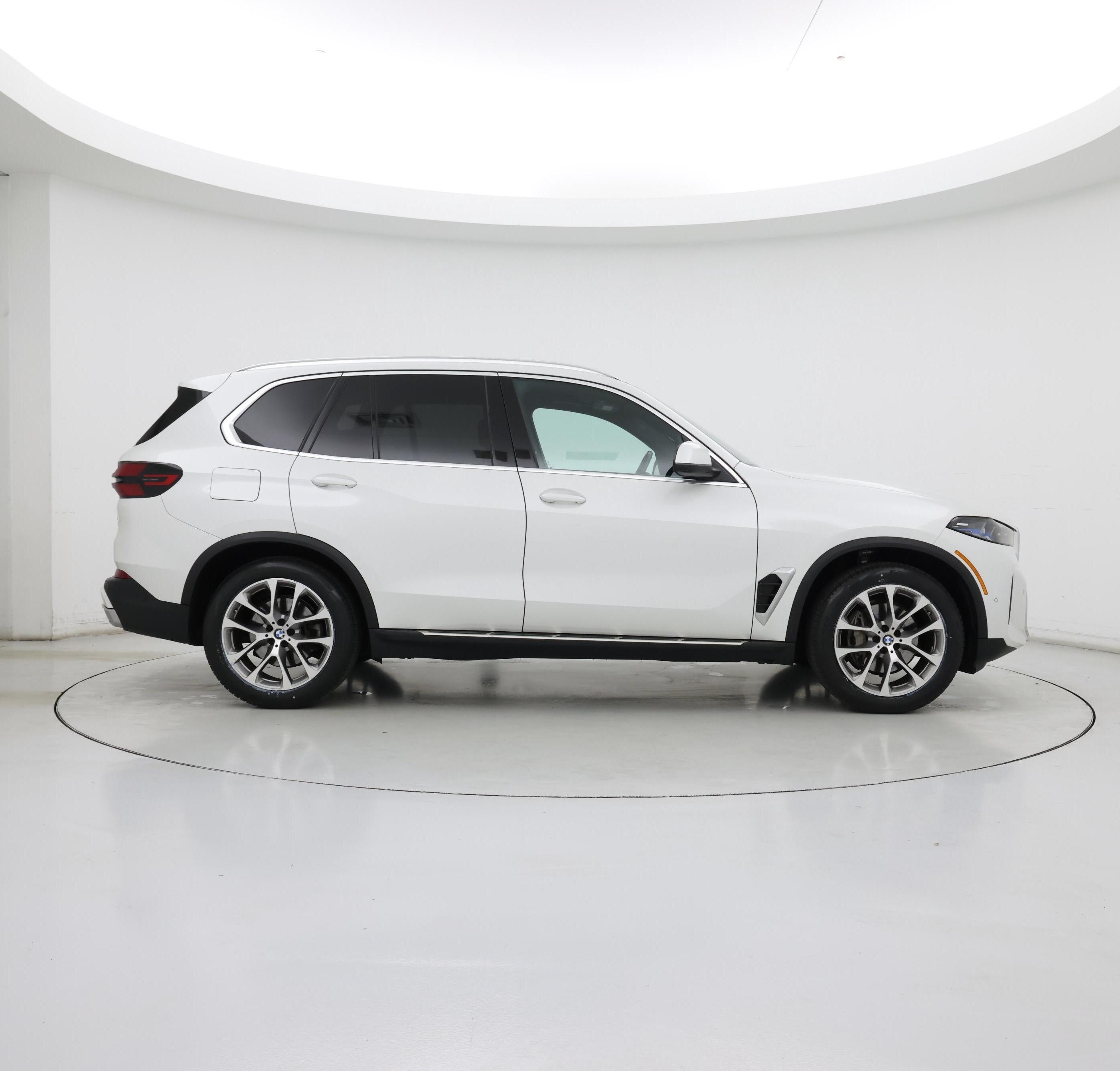 Thumbnail: 2024 BMW X5 - 7