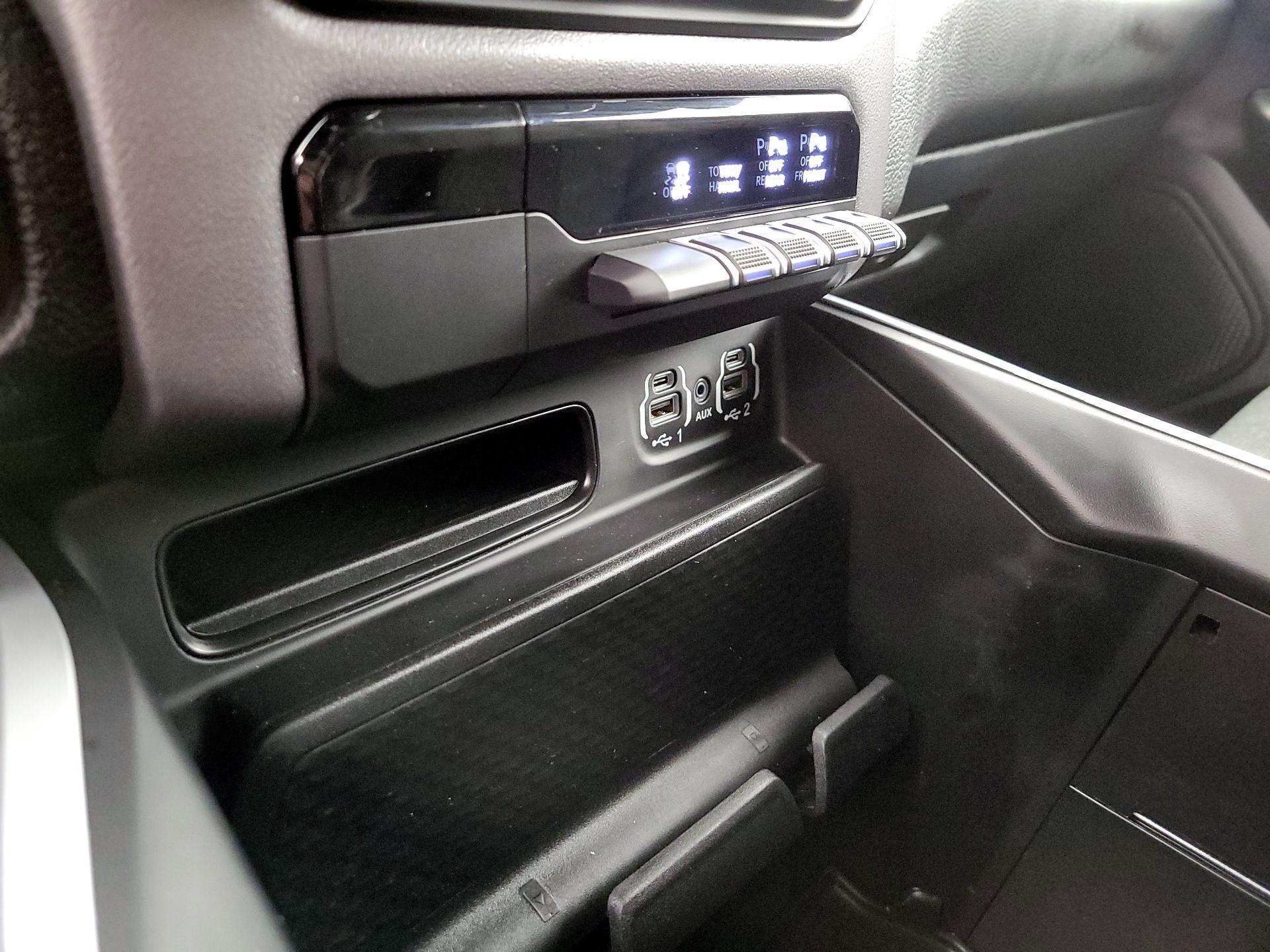 Thumbnail: 2022 RAM 1500 - 18