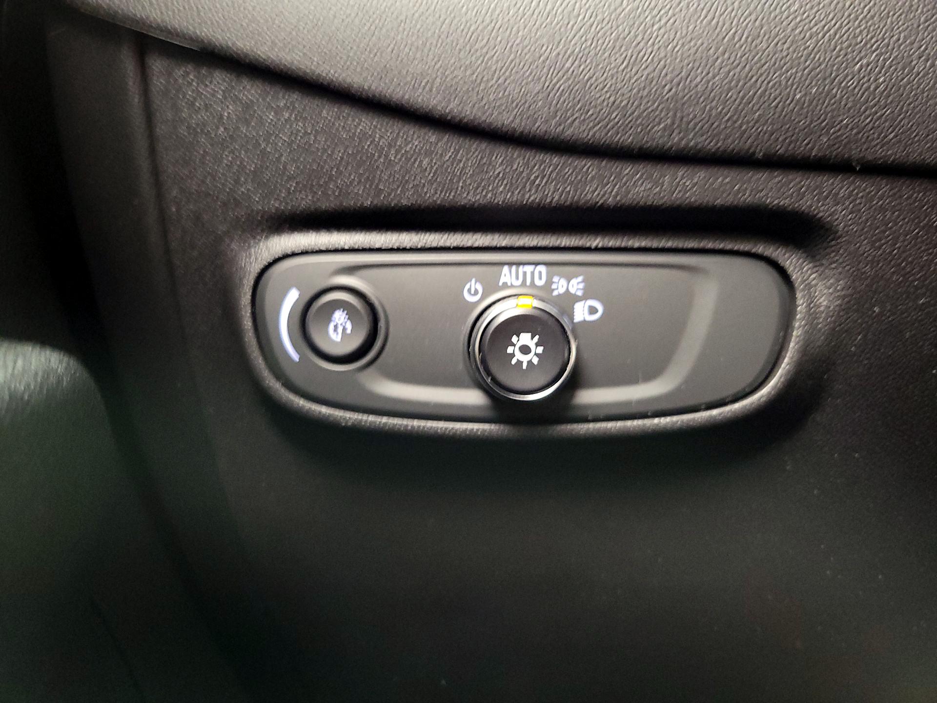 Thumbnail: 2023 Chevrolet Equinox - 13