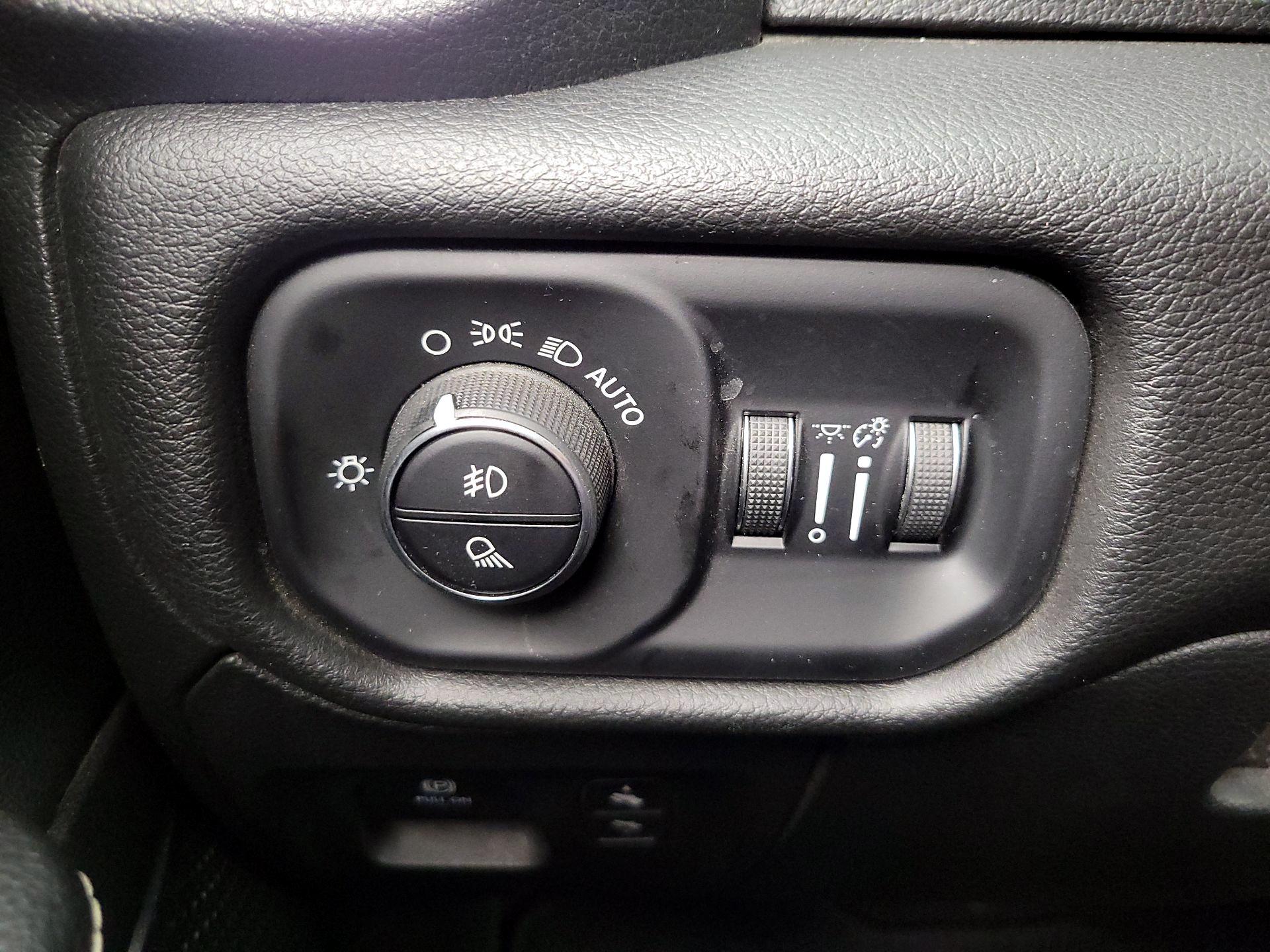 Thumbnail: 2024 RAM 1500 - 13