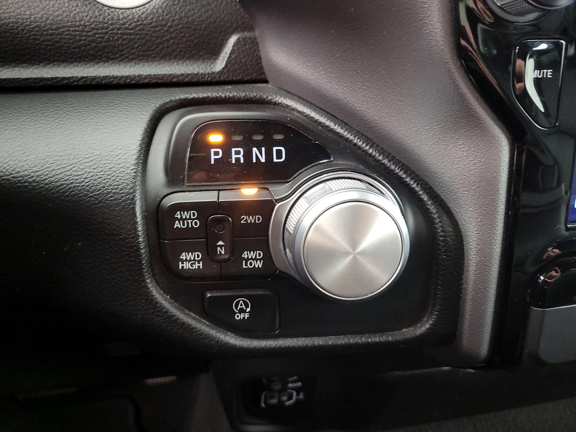 Thumbnail: 2024 RAM 1500 - 18