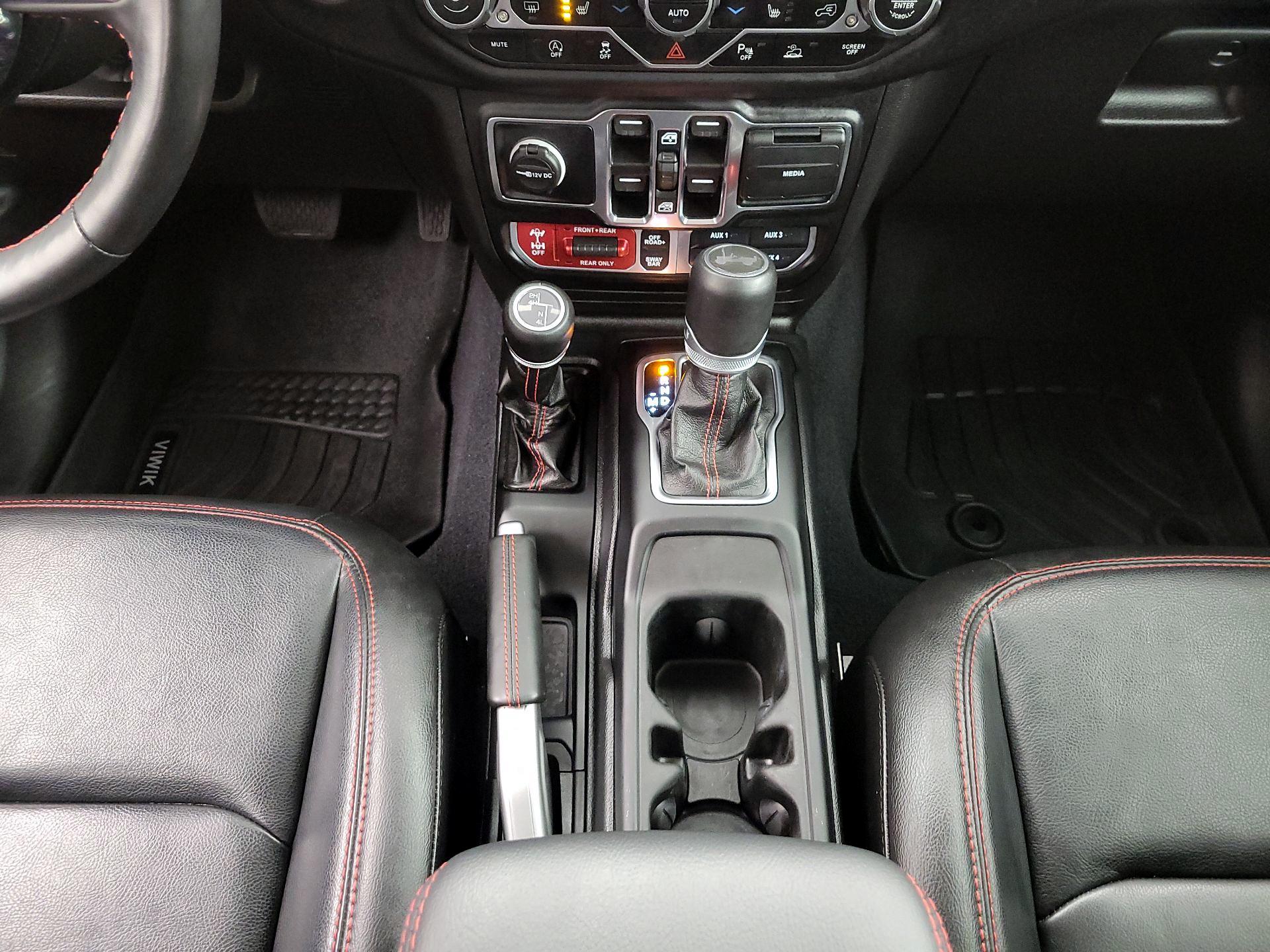 Thumbnail: 2023 Jeep Wrangler - 17