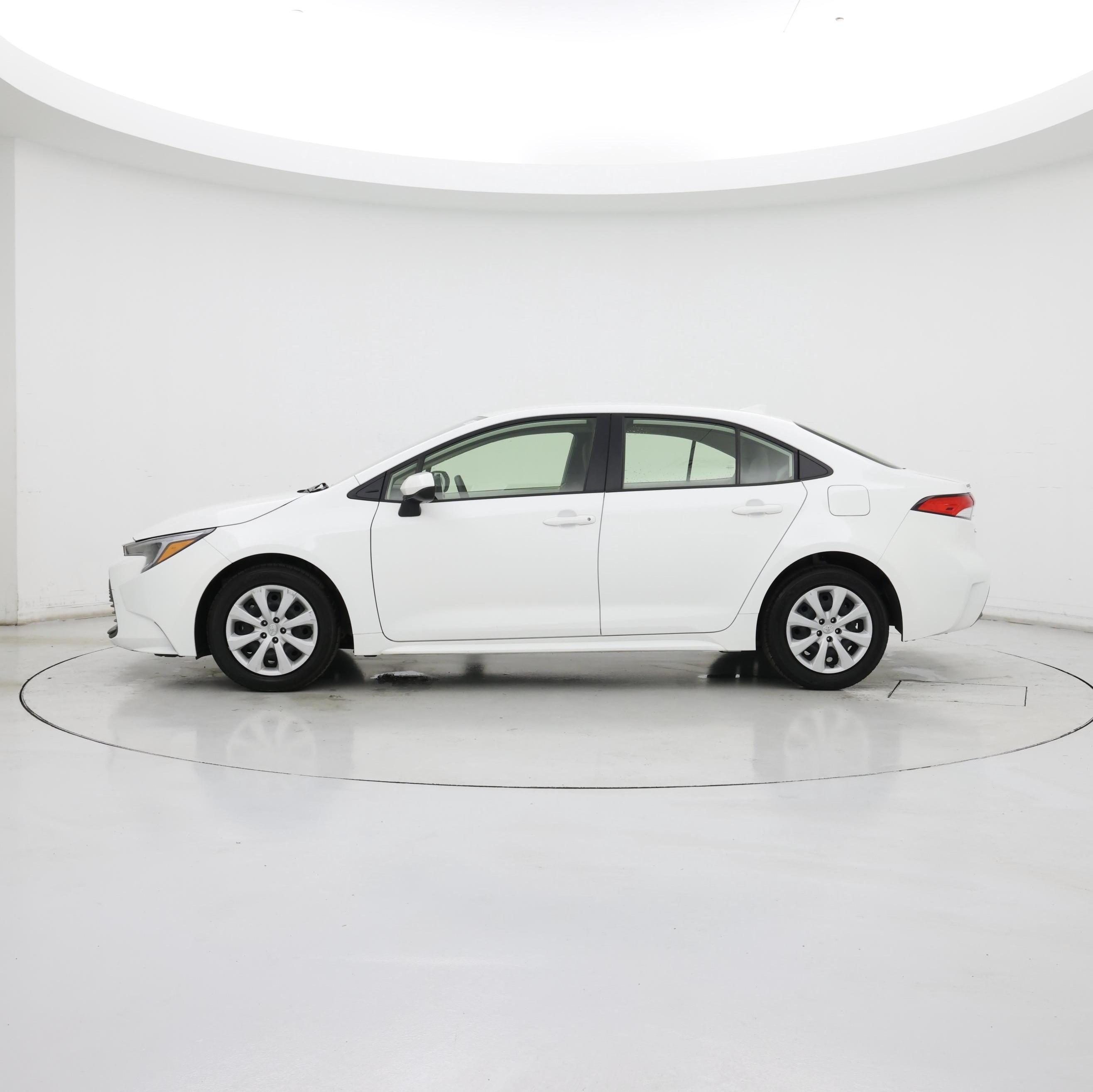 Thumbnail: 2023 Toyota Corolla - 3