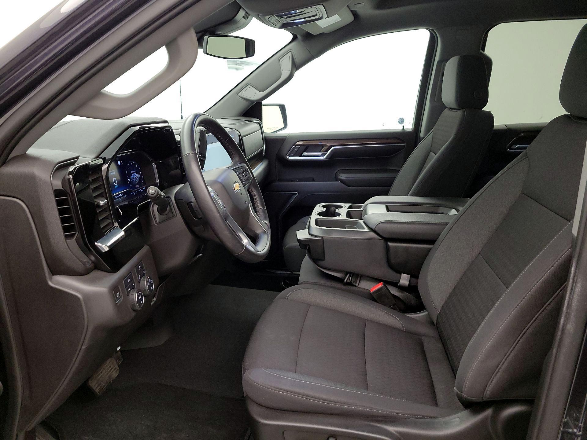 Thumbnail: 2022 Chevrolet Silverado 1500 - 11