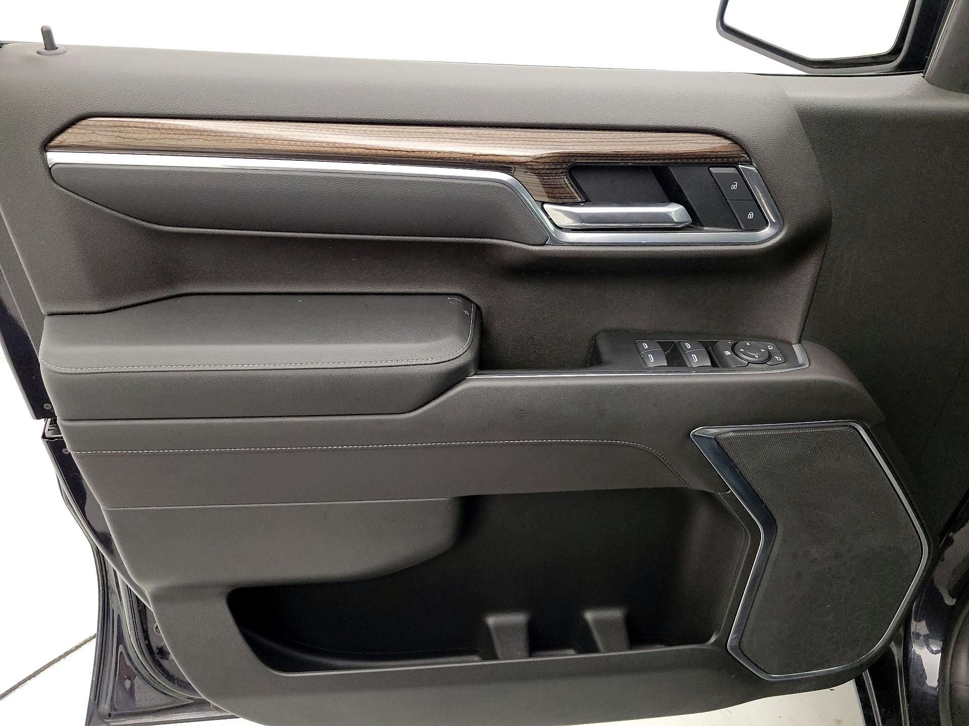 Thumbnail: 2022 Chevrolet Silverado 1500 - 12