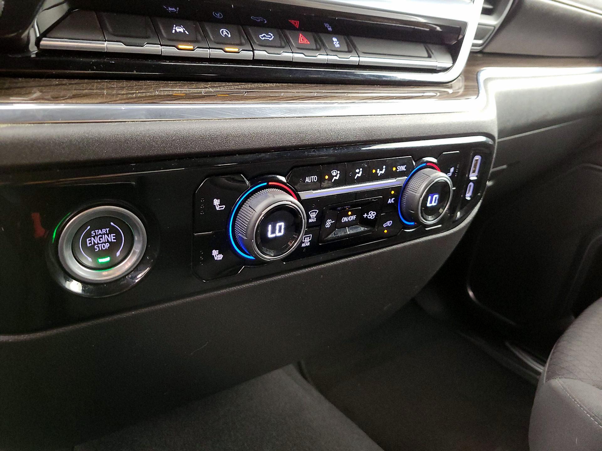 Thumbnail: 2022 Chevrolet Silverado 1500 - 17