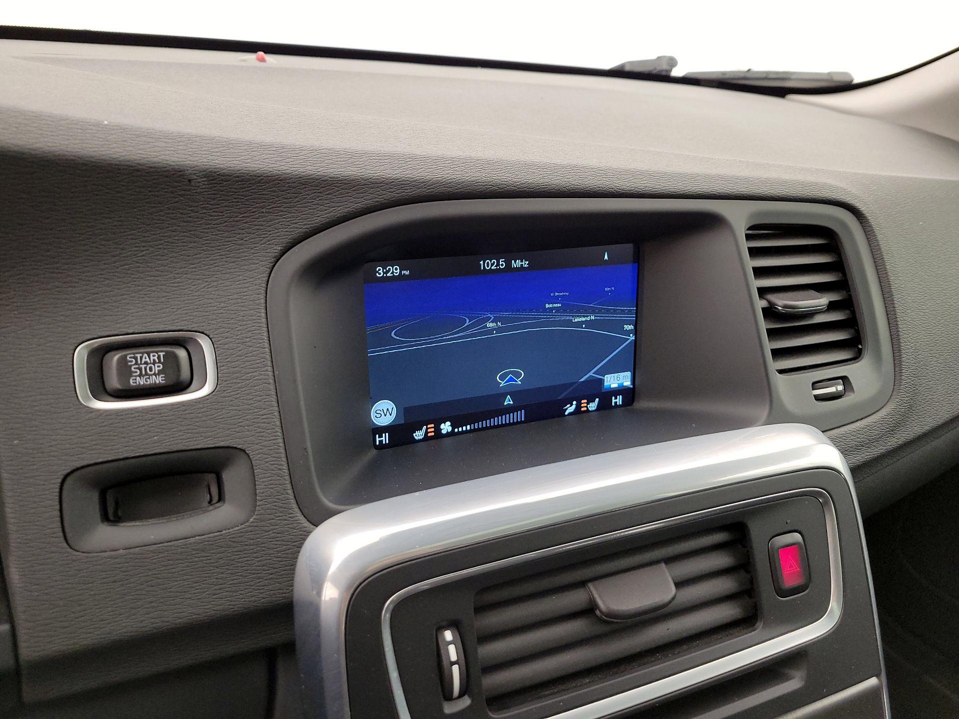 Thumbnail: 2015 Volvo S60 - 14