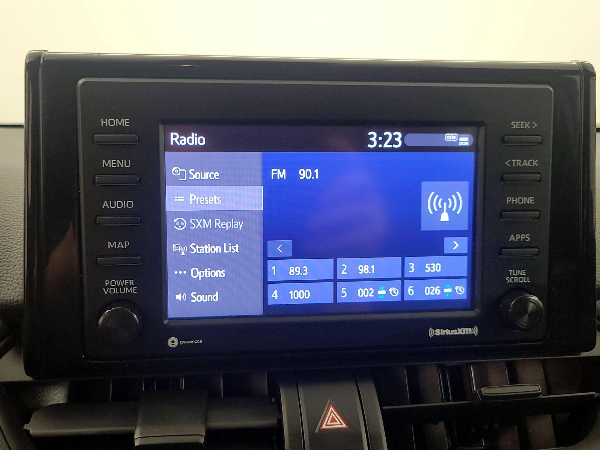 Thumbnail: 2021 Toyota RAV4 - 15