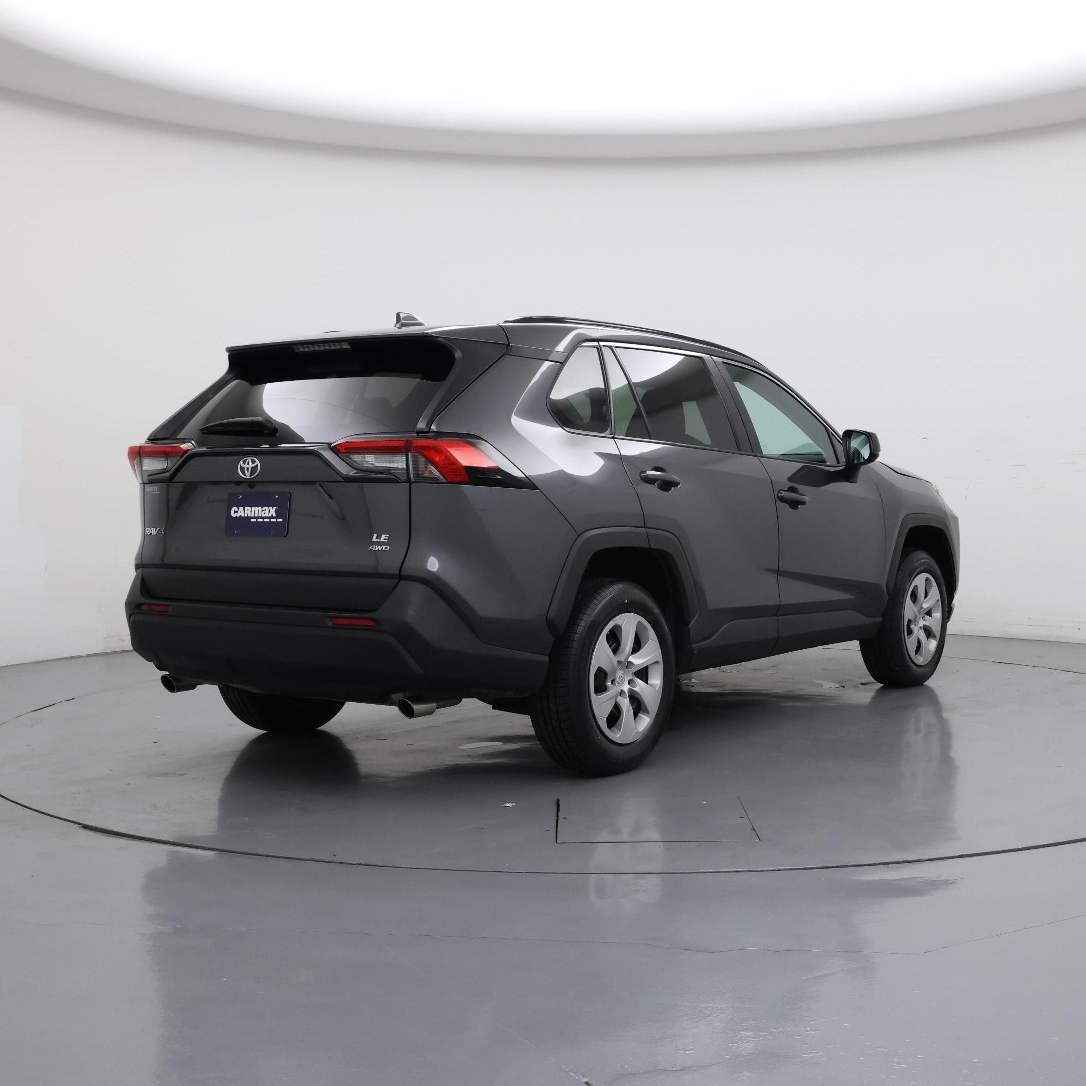 Thumbnail: 2021 Toyota RAV4 - 8