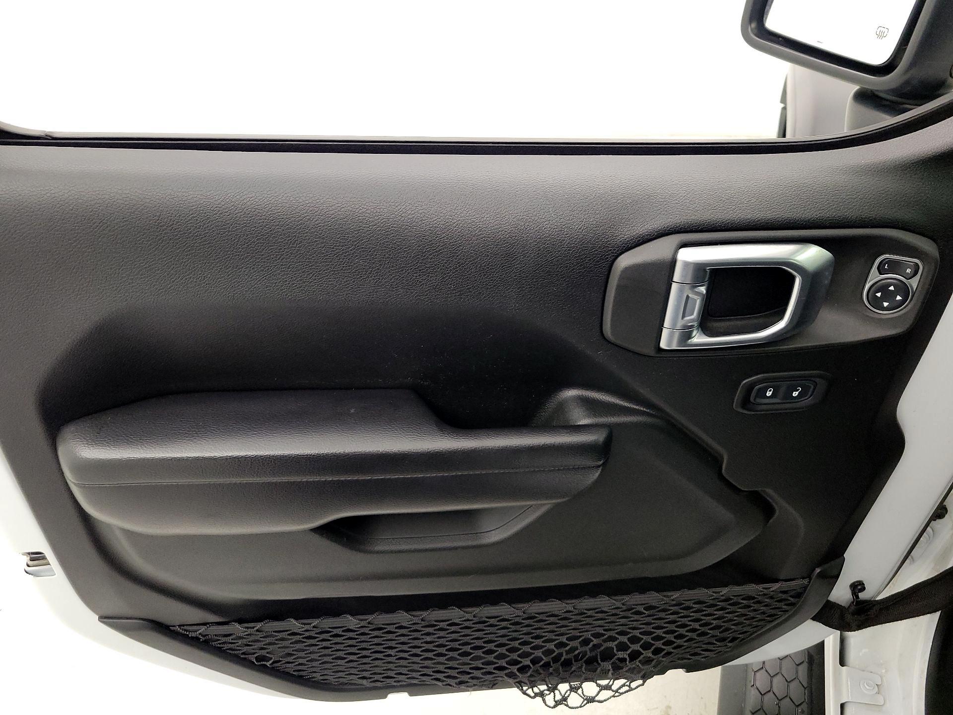 Thumbnail: 2021 Jeep Wrangler - 12