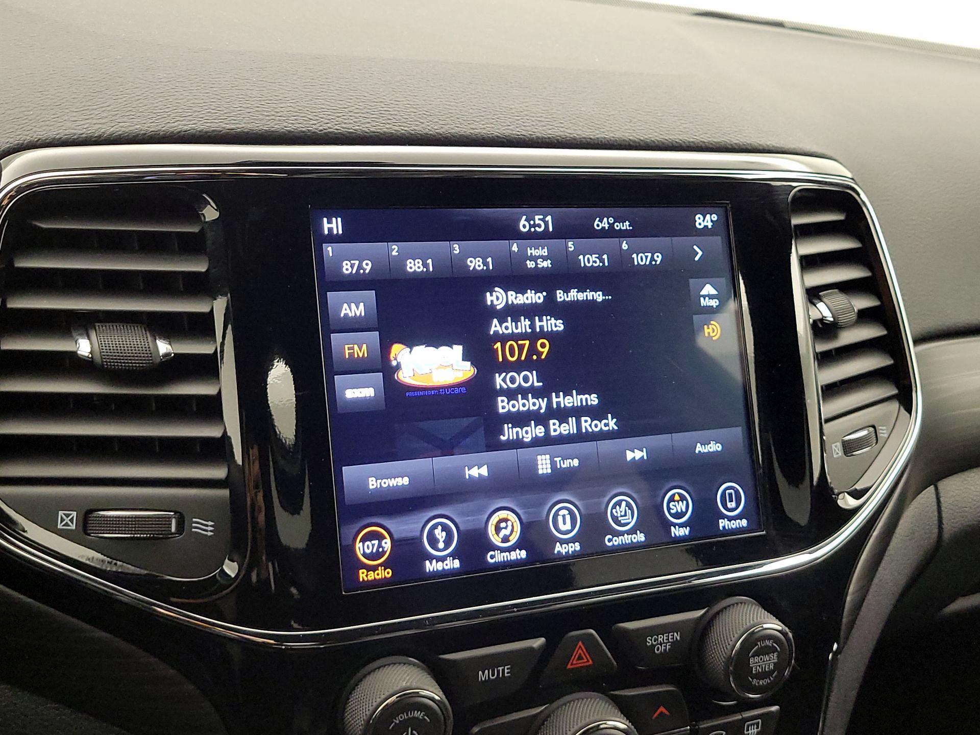 Thumbnail: 2019 Jeep Grand Cherokee - 16