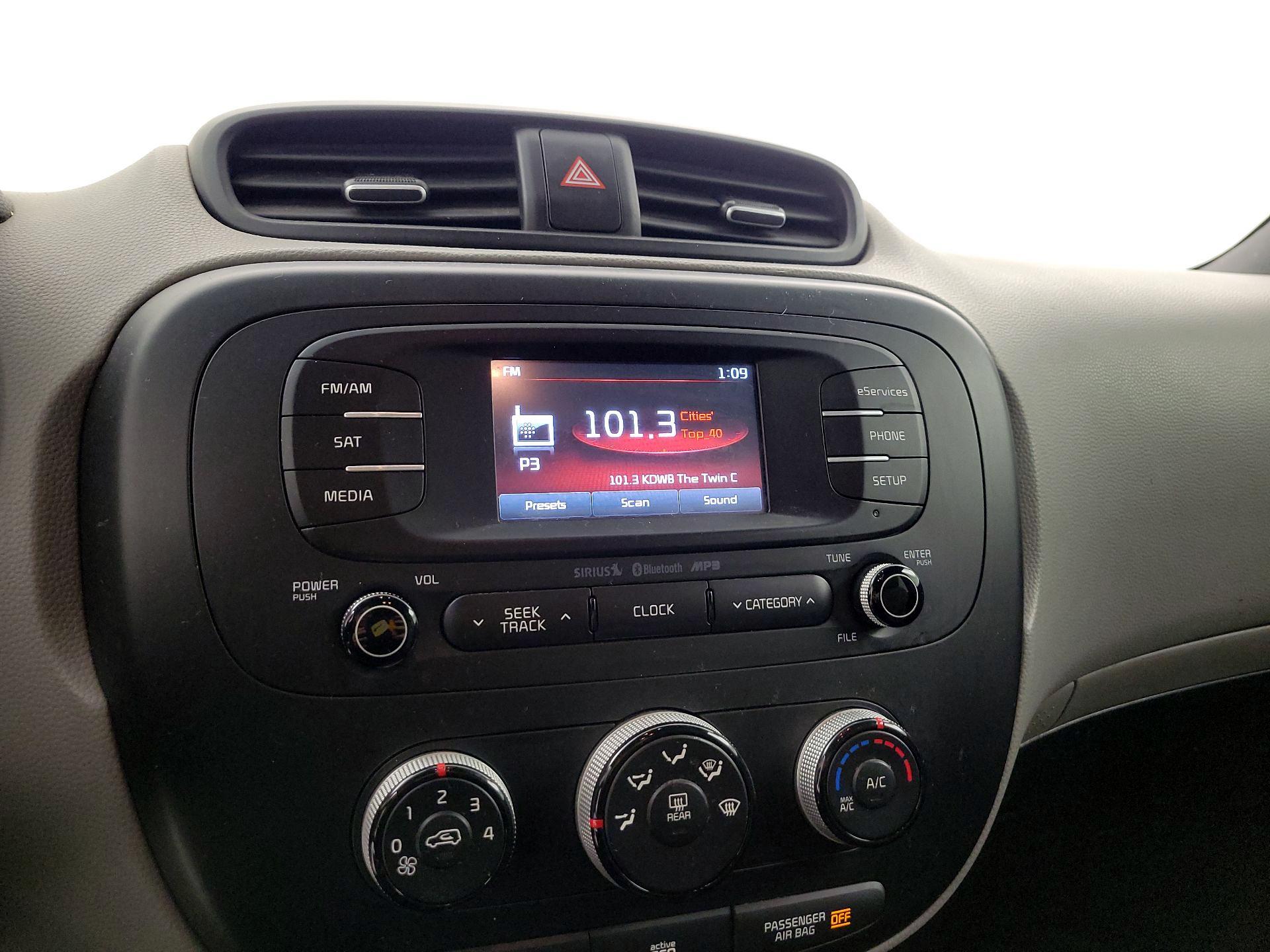 Thumbnail: 2014 Kia Soul - 15