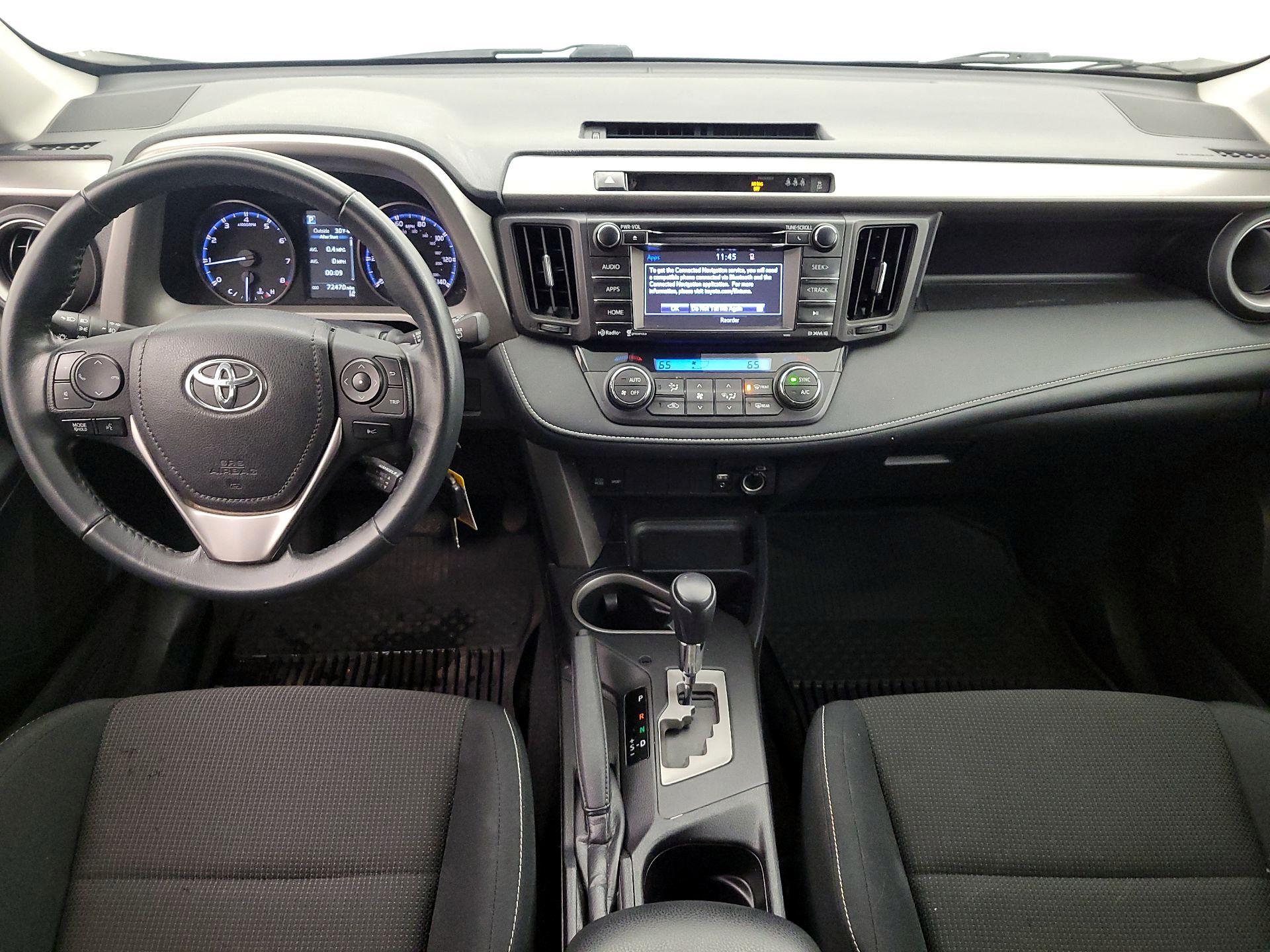 Thumbnail: 2017 Toyota RAV4 - 9