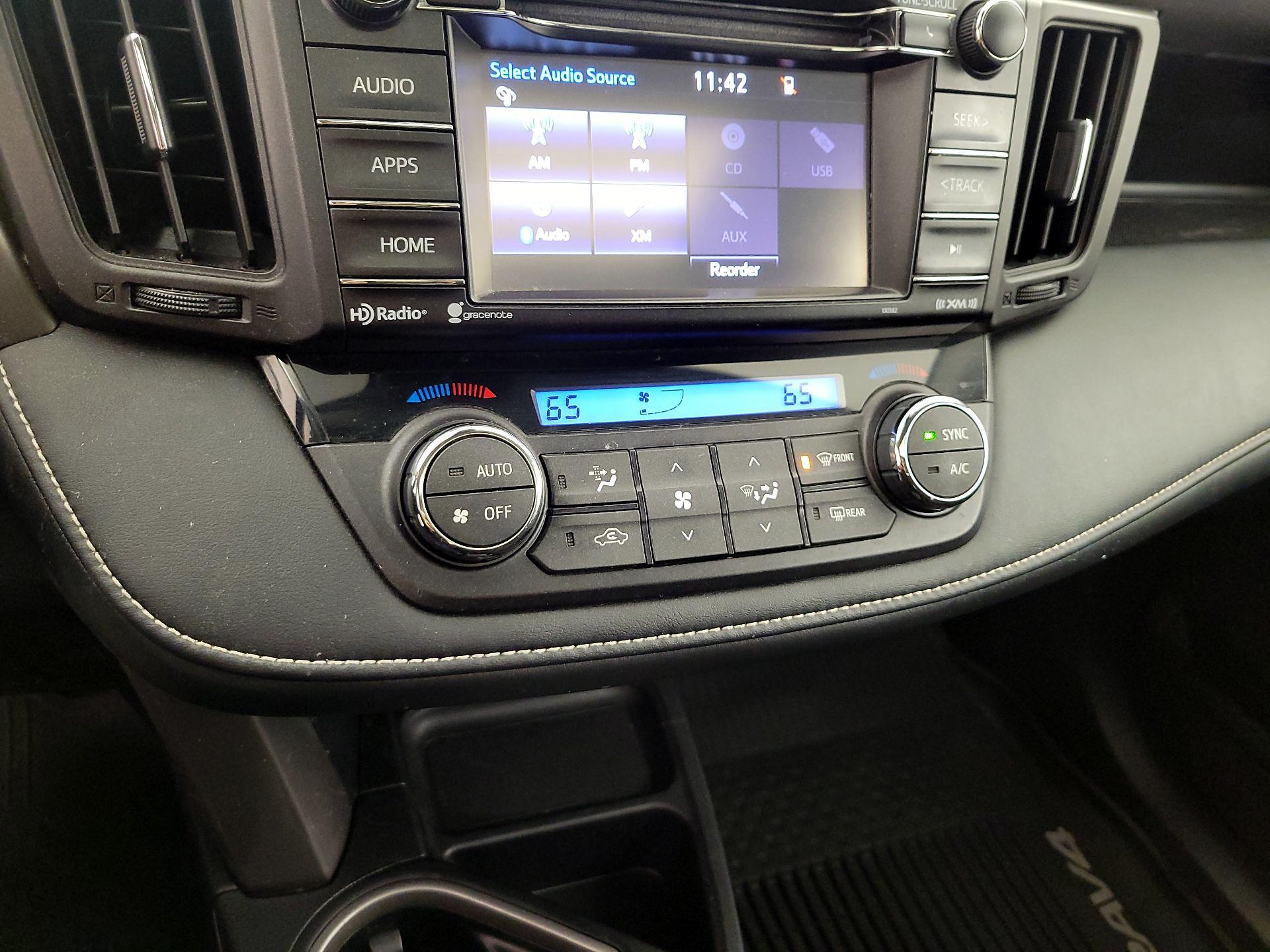 Thumbnail: 2017 Toyota RAV4 - 17