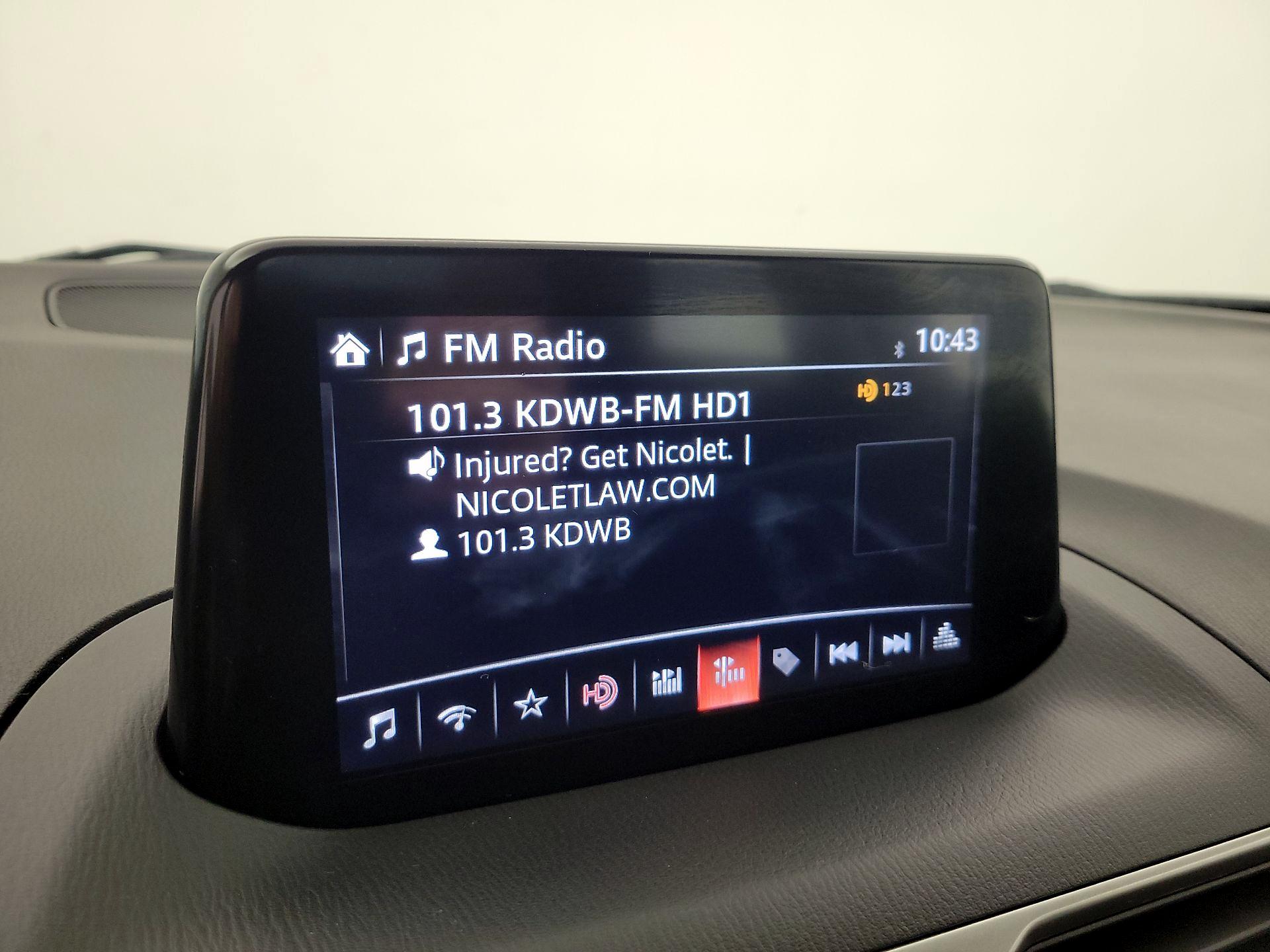 Thumbnail: 2017 Mazda Mazda3 - 16