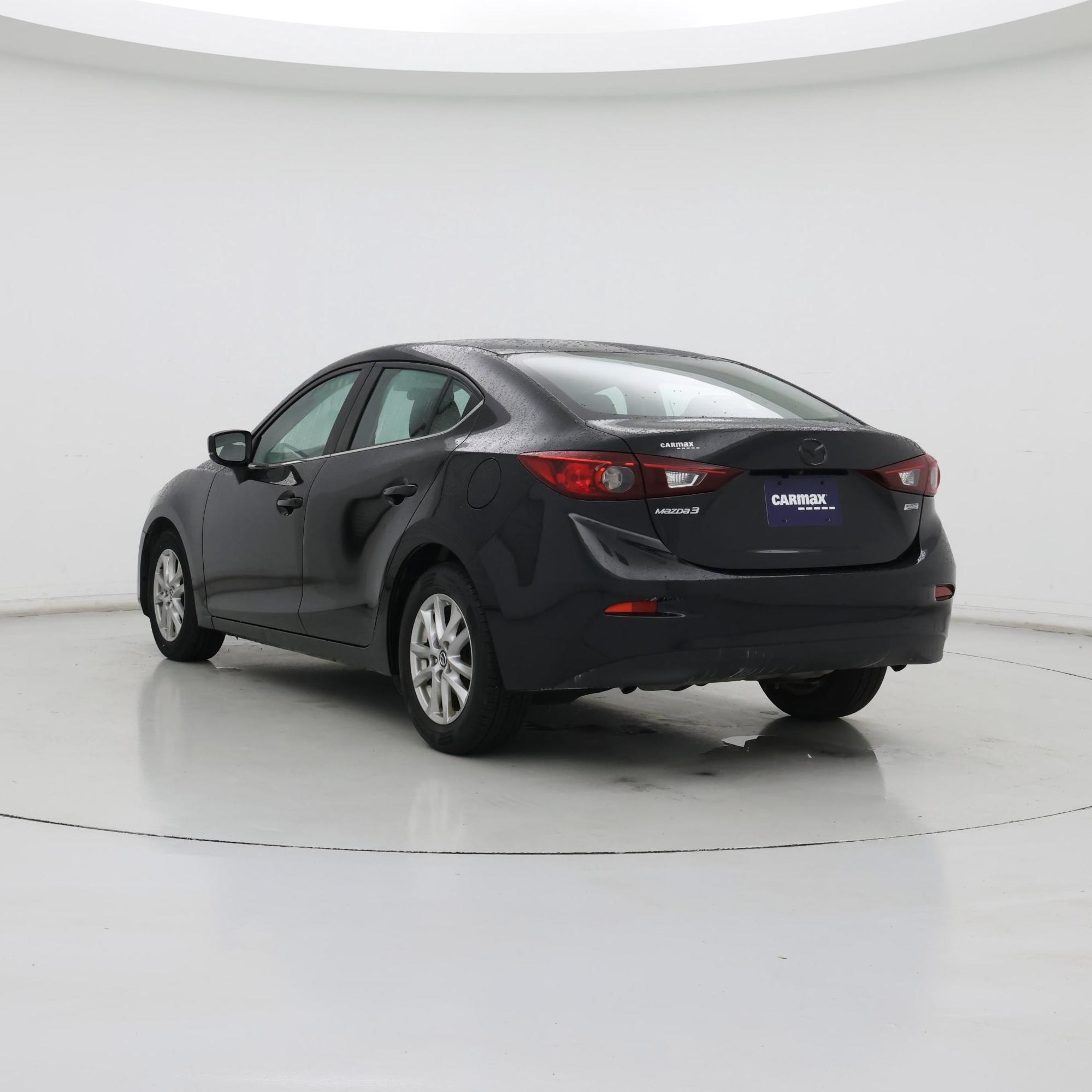 Thumbnail: 2017 Mazda Mazda3 - 2