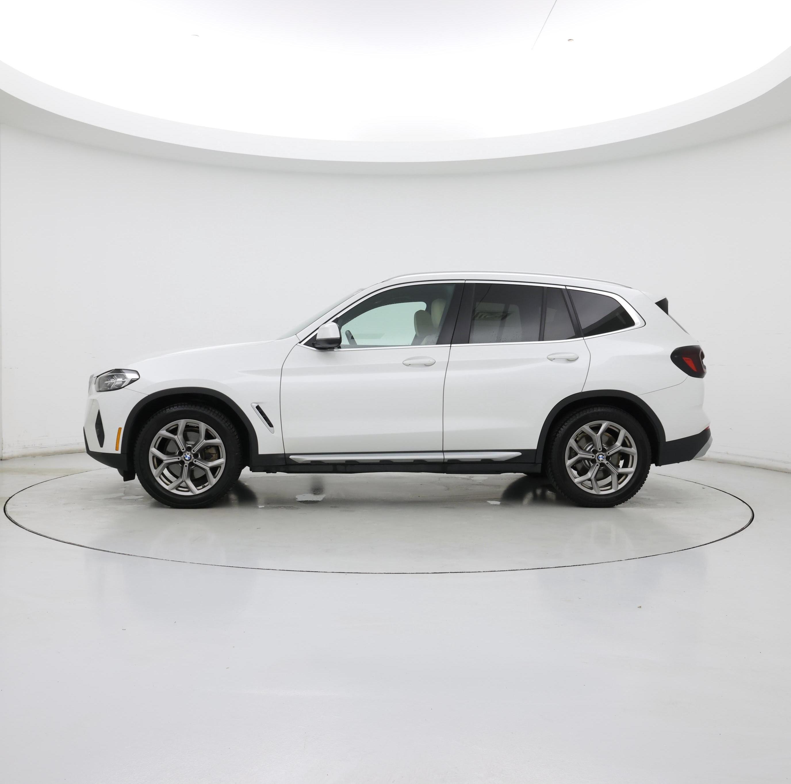Thumbnail: 2022 BMW X3 - 3
