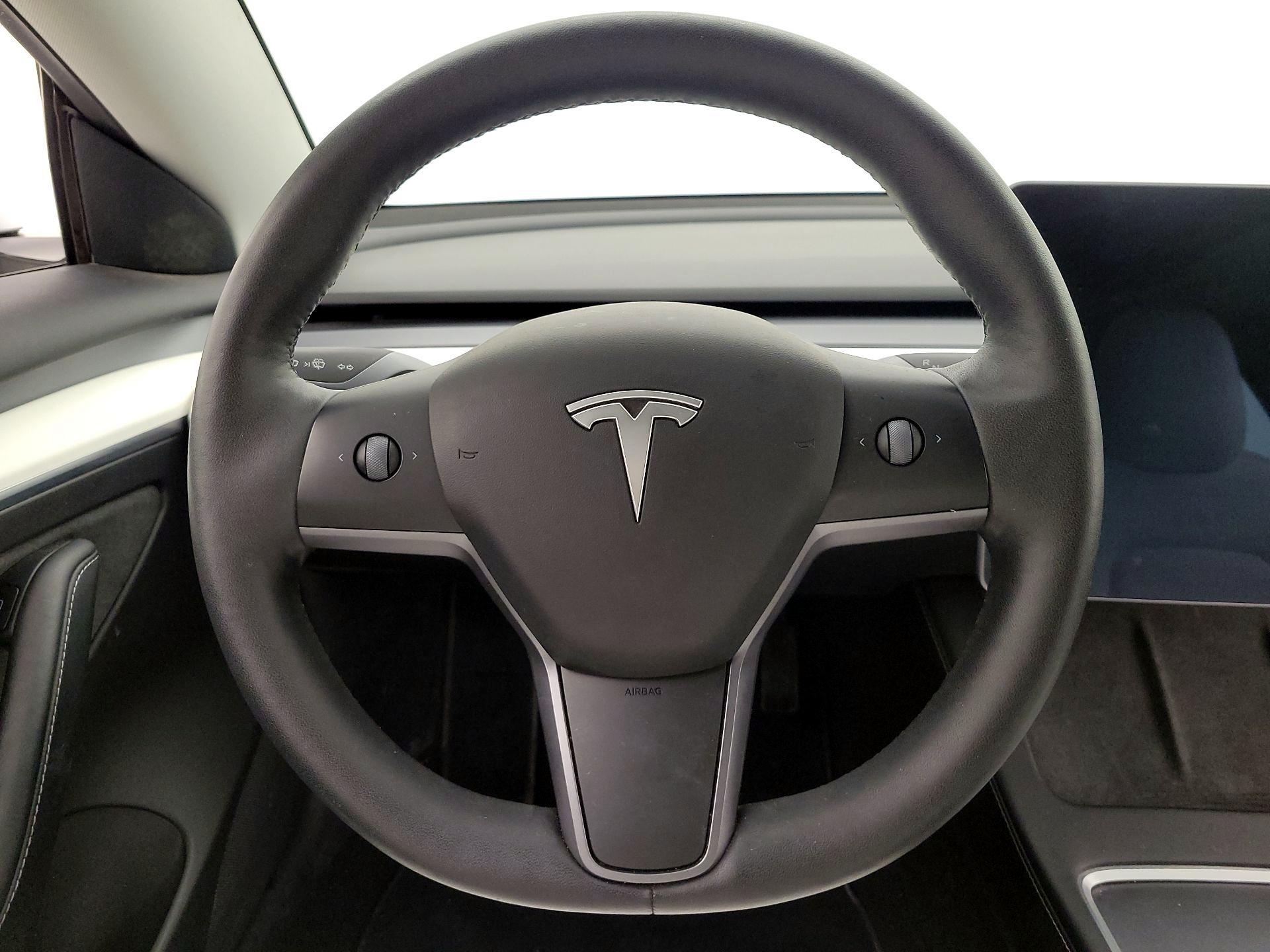 Thumbnail: 2022 Tesla Model 3 - 10