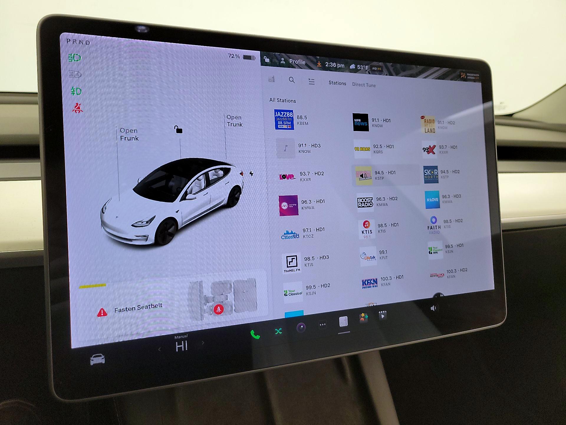 Thumbnail: 2022 Tesla Model 3 - 15