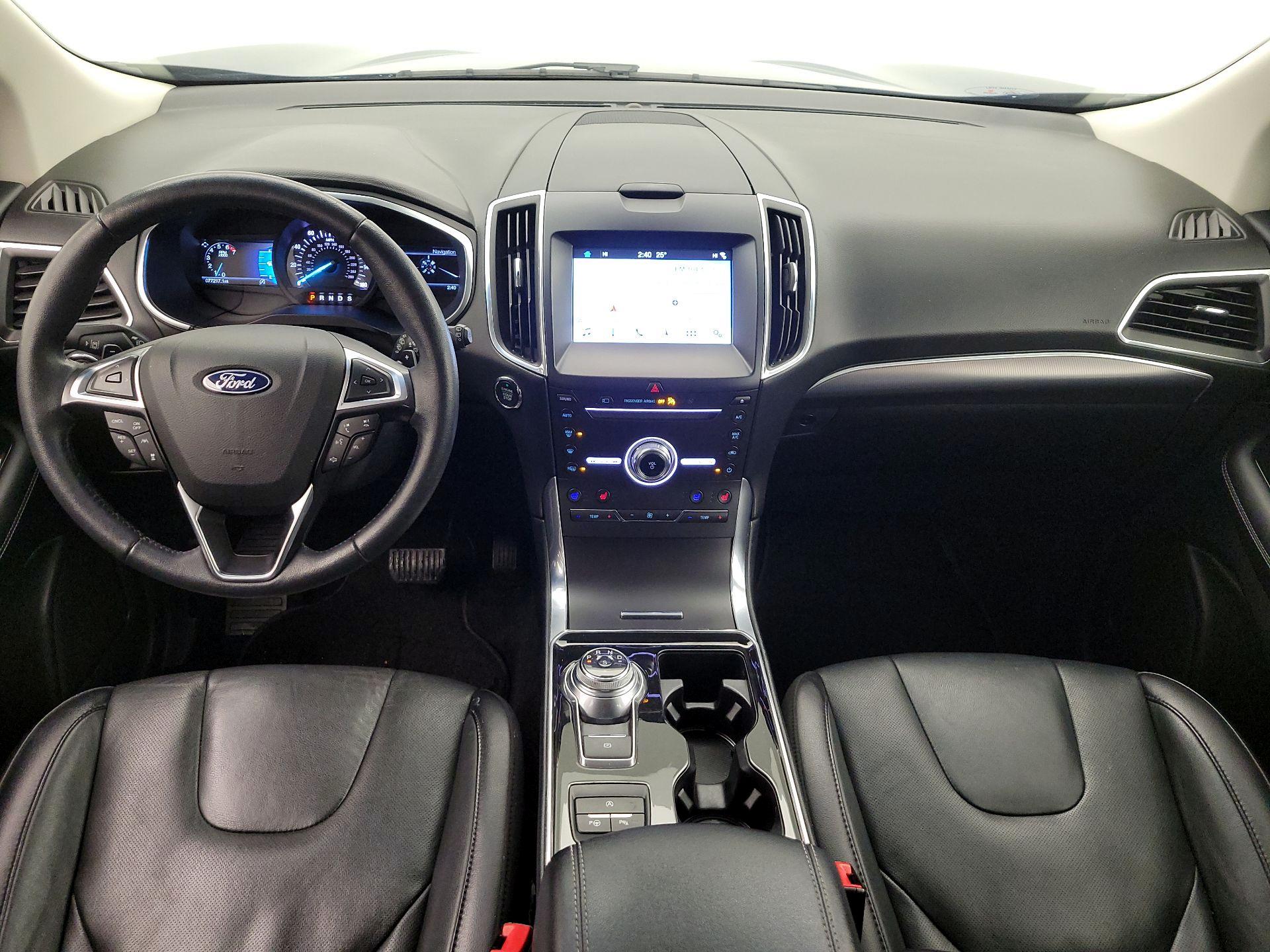 Thumbnail: 2019 Ford Edge - 9