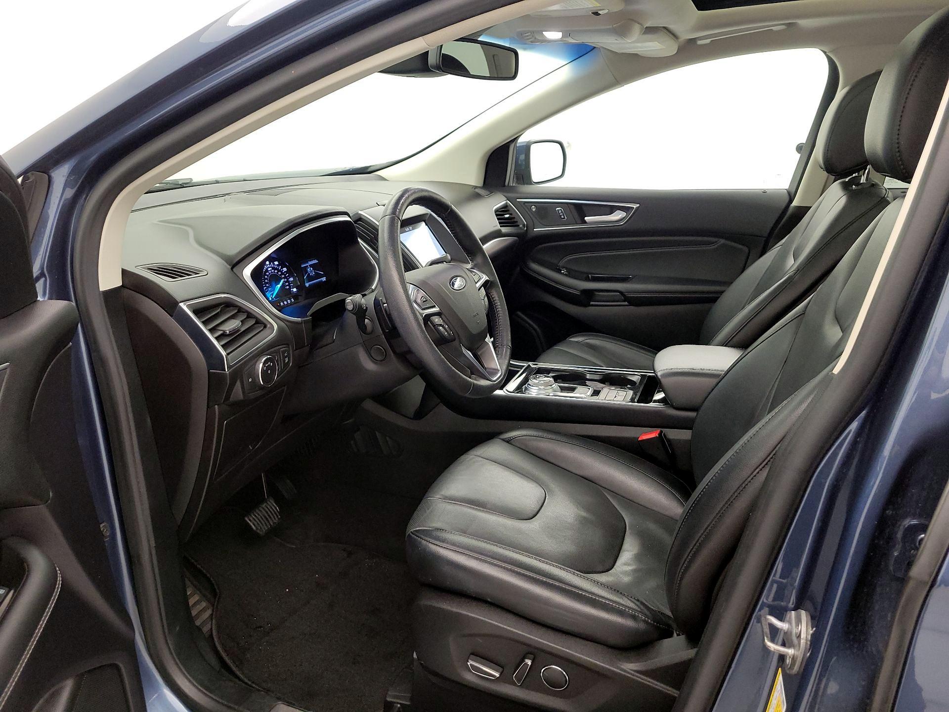 Thumbnail: 2019 Ford Edge - 11