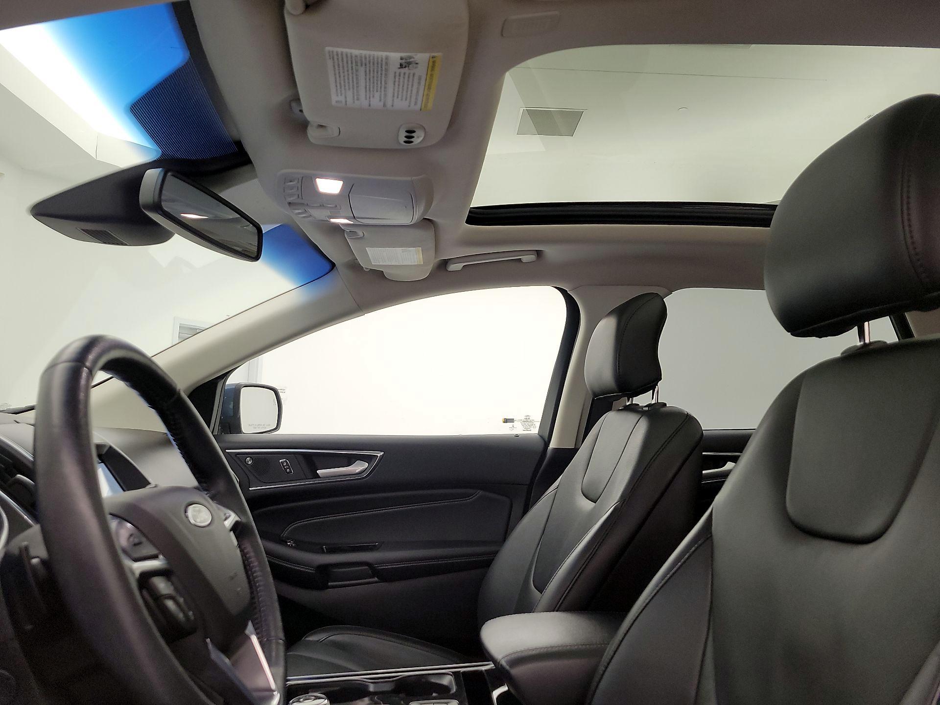 Thumbnail: 2019 Ford Edge - 20