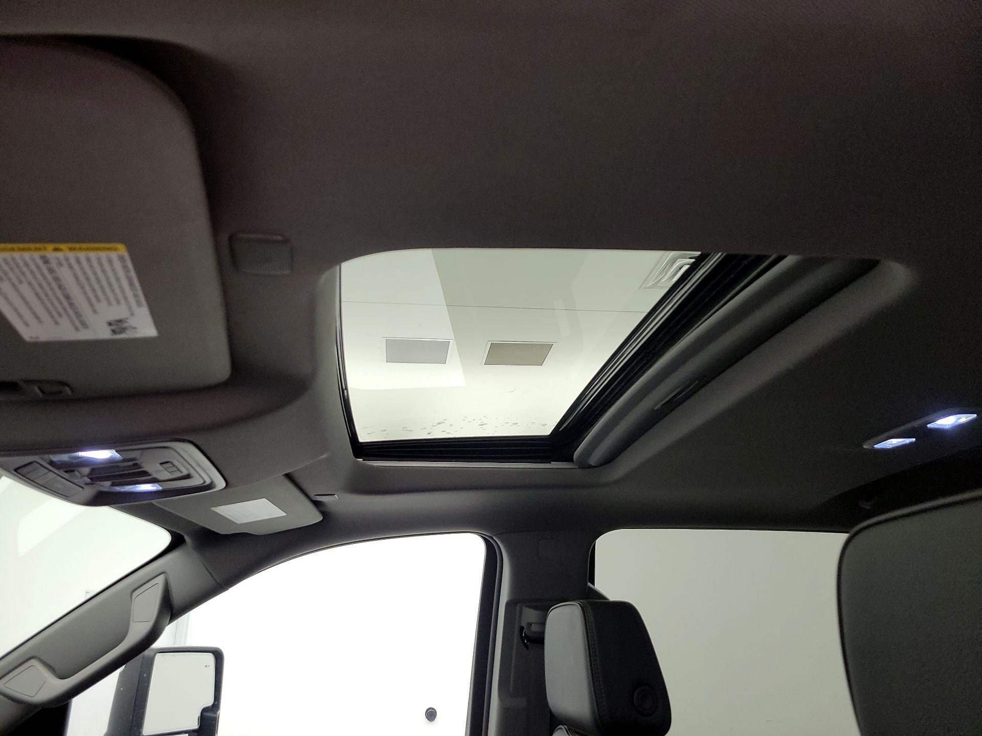 Thumbnail: 2025 GMC Sierra 3500 - 20