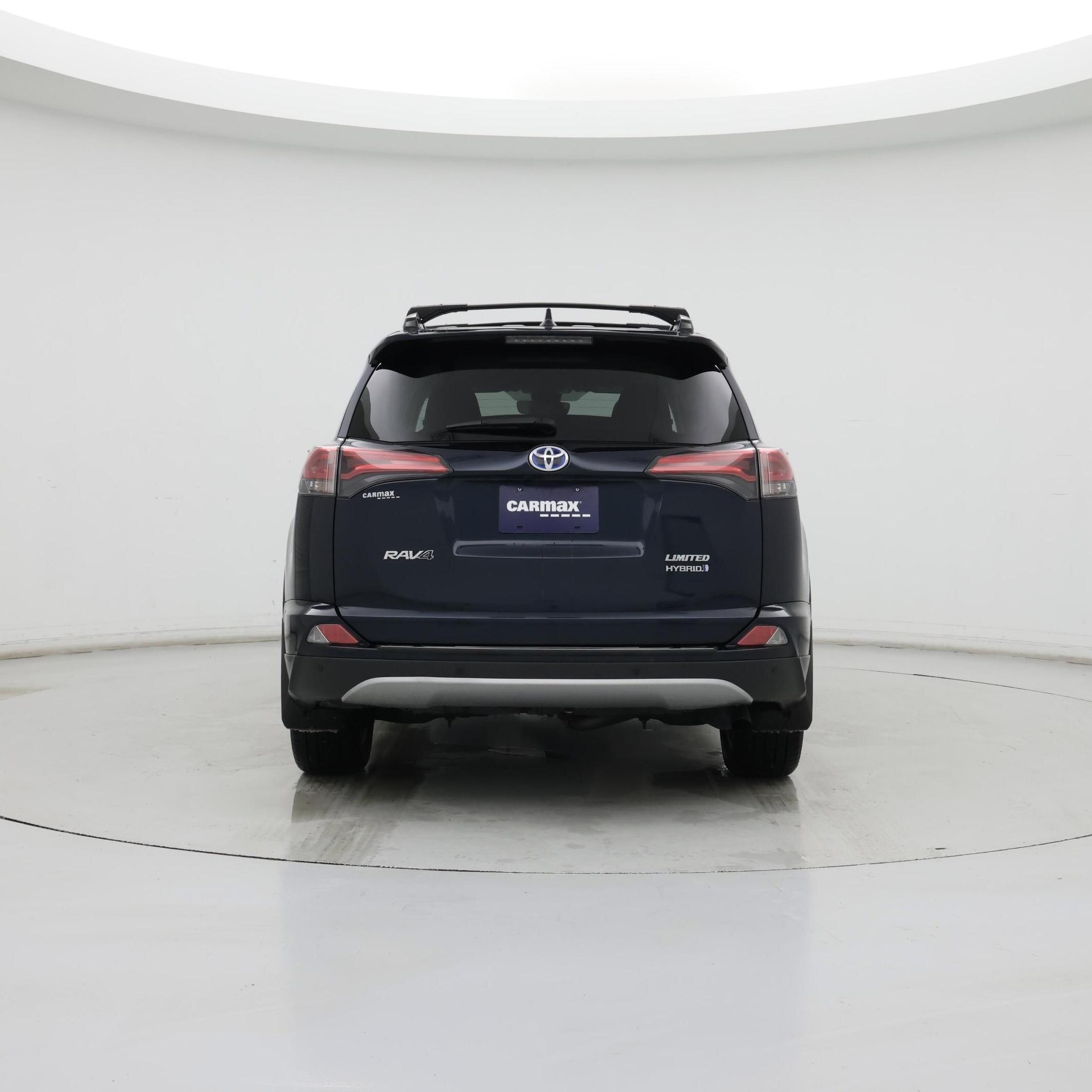 Thumbnail: 2017 Toyota RAV4 - 6