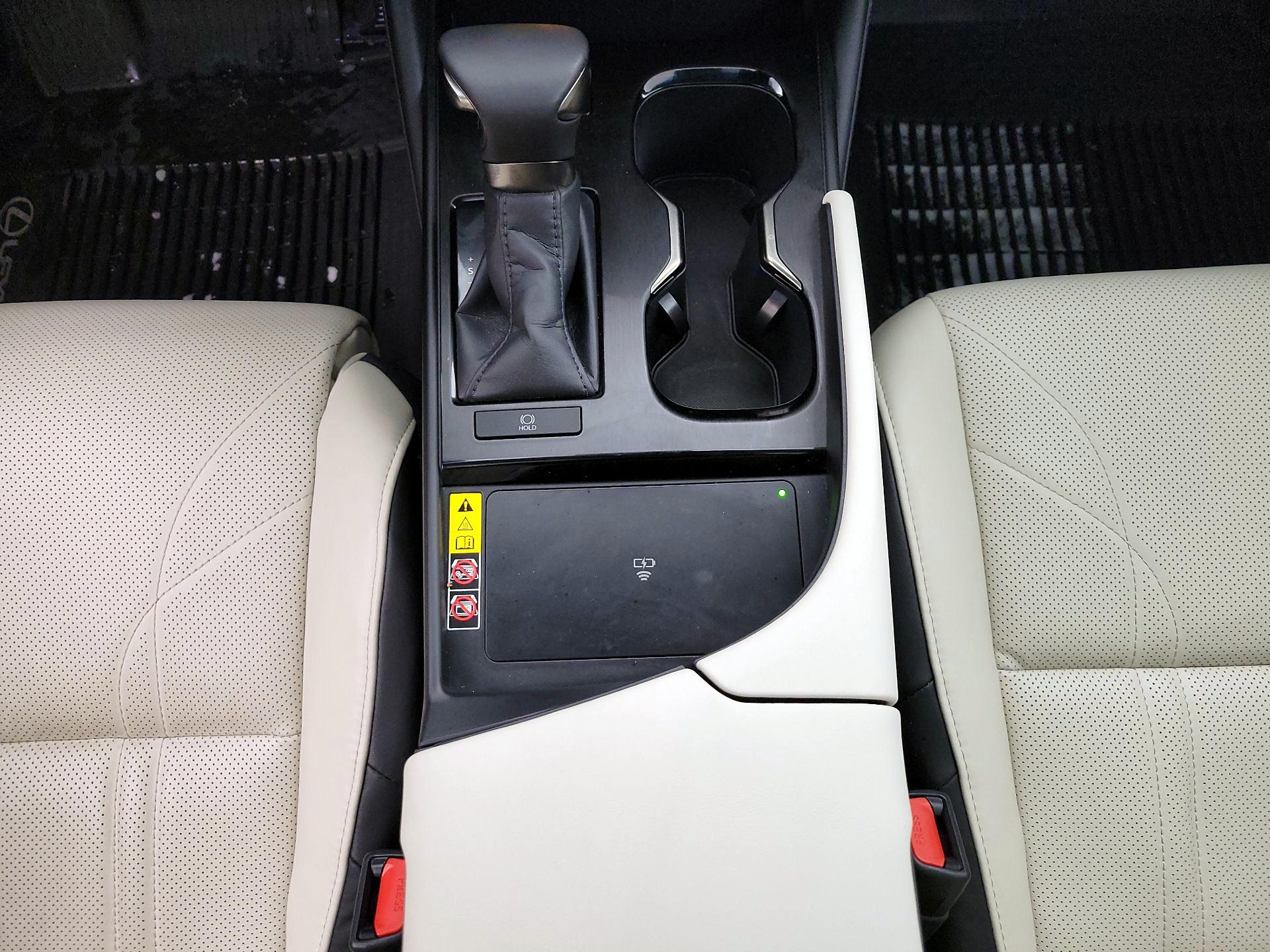 Thumbnail: 2025 Lexus ES - 18