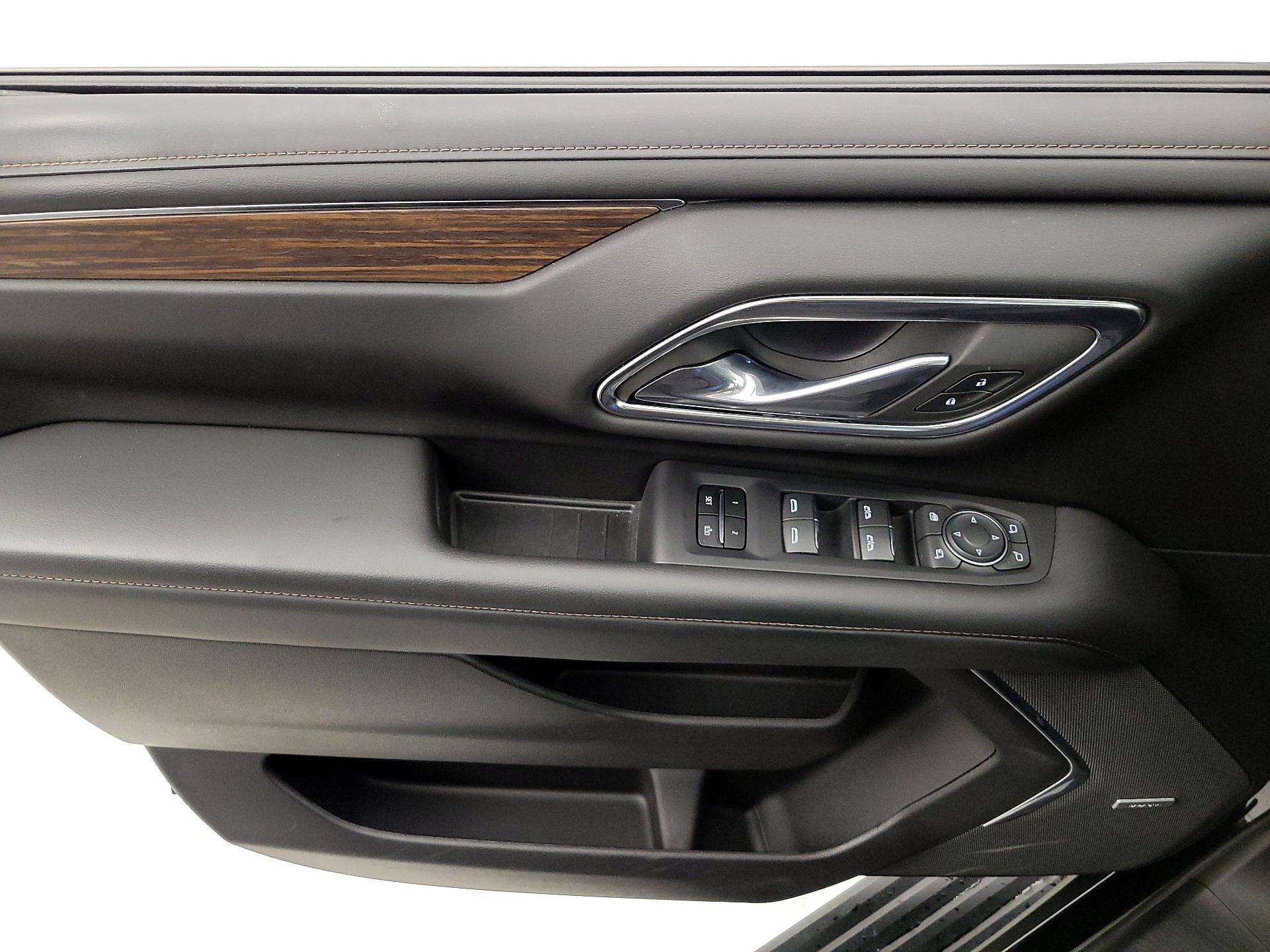 Thumbnail: 2023 Chevrolet Tahoe - 12