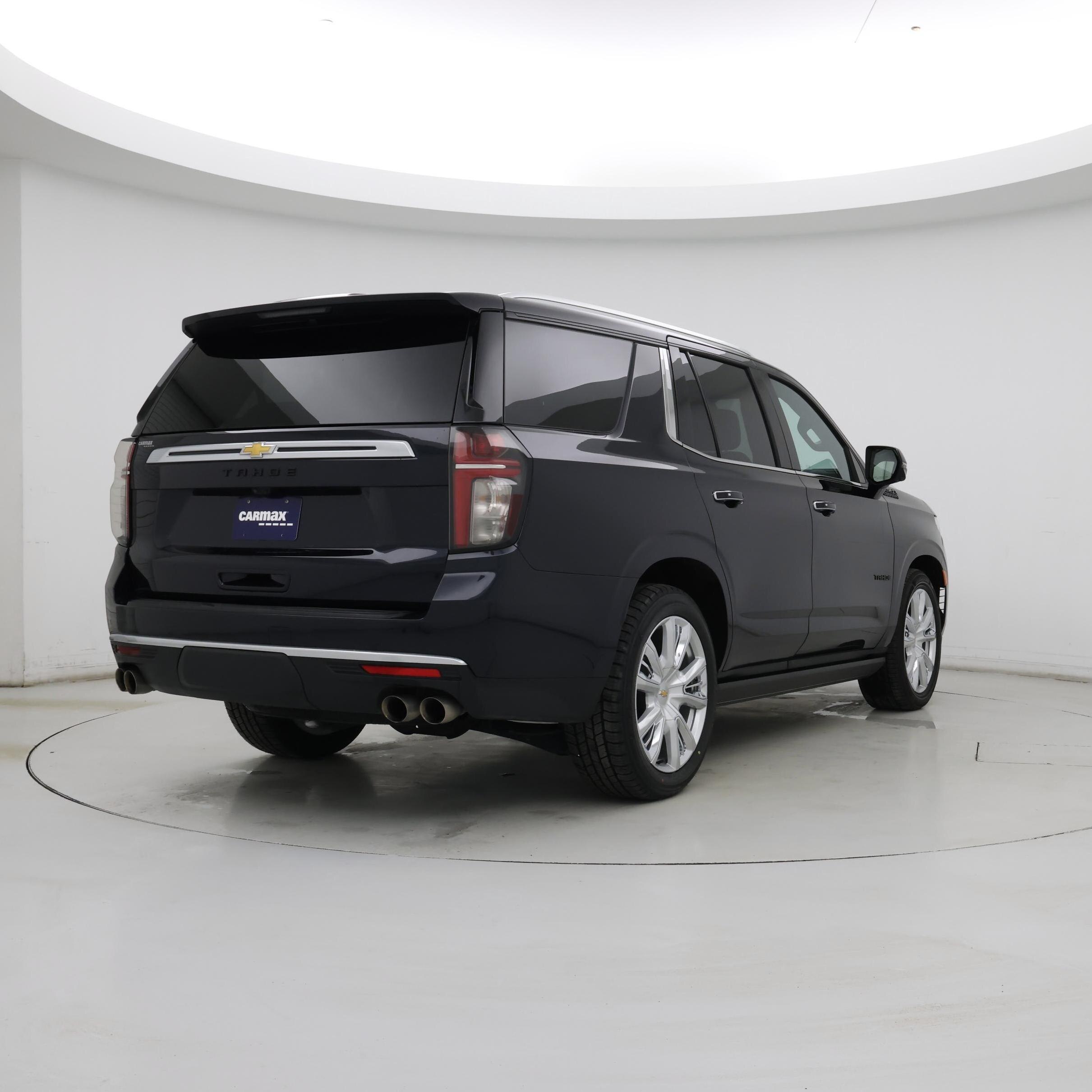 Thumbnail: 2023 Chevrolet Tahoe - 8