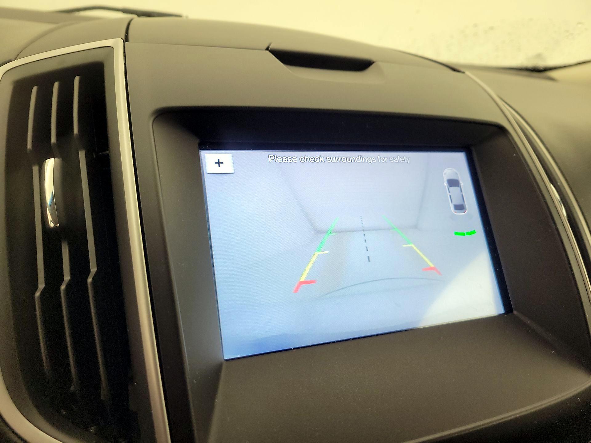 Thumbnail: 2018 Ford Edge - 15