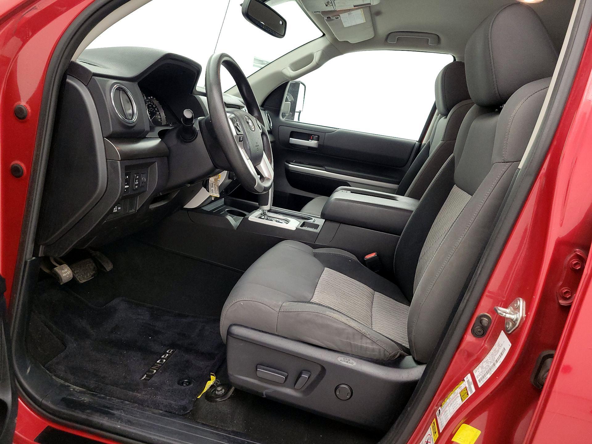 Thumbnail: 2014 Toyota Tundra - 11