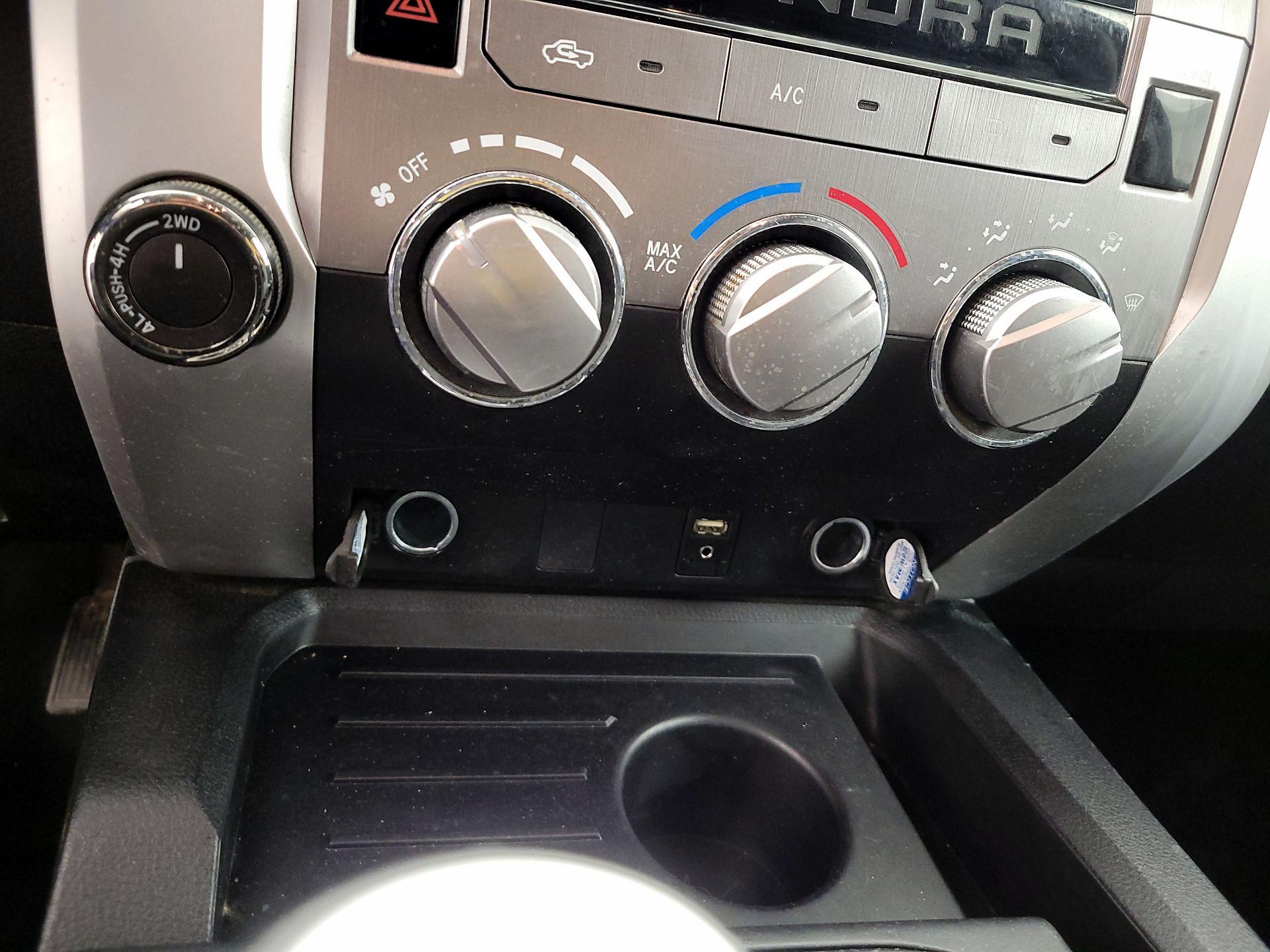 Thumbnail: 2014 Toyota Tundra - 18