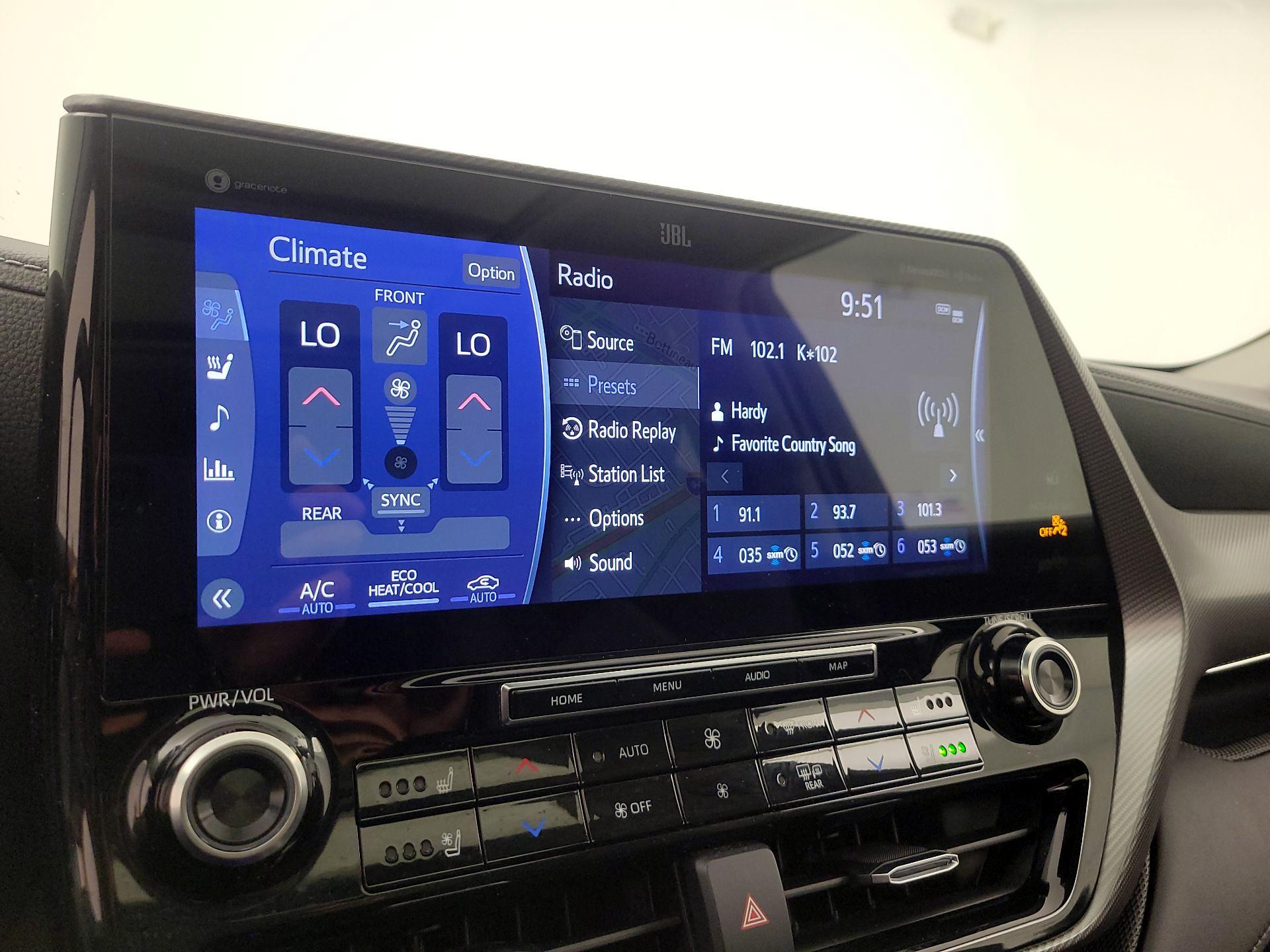 Thumbnail: 2020 Toyota Highlander - 16