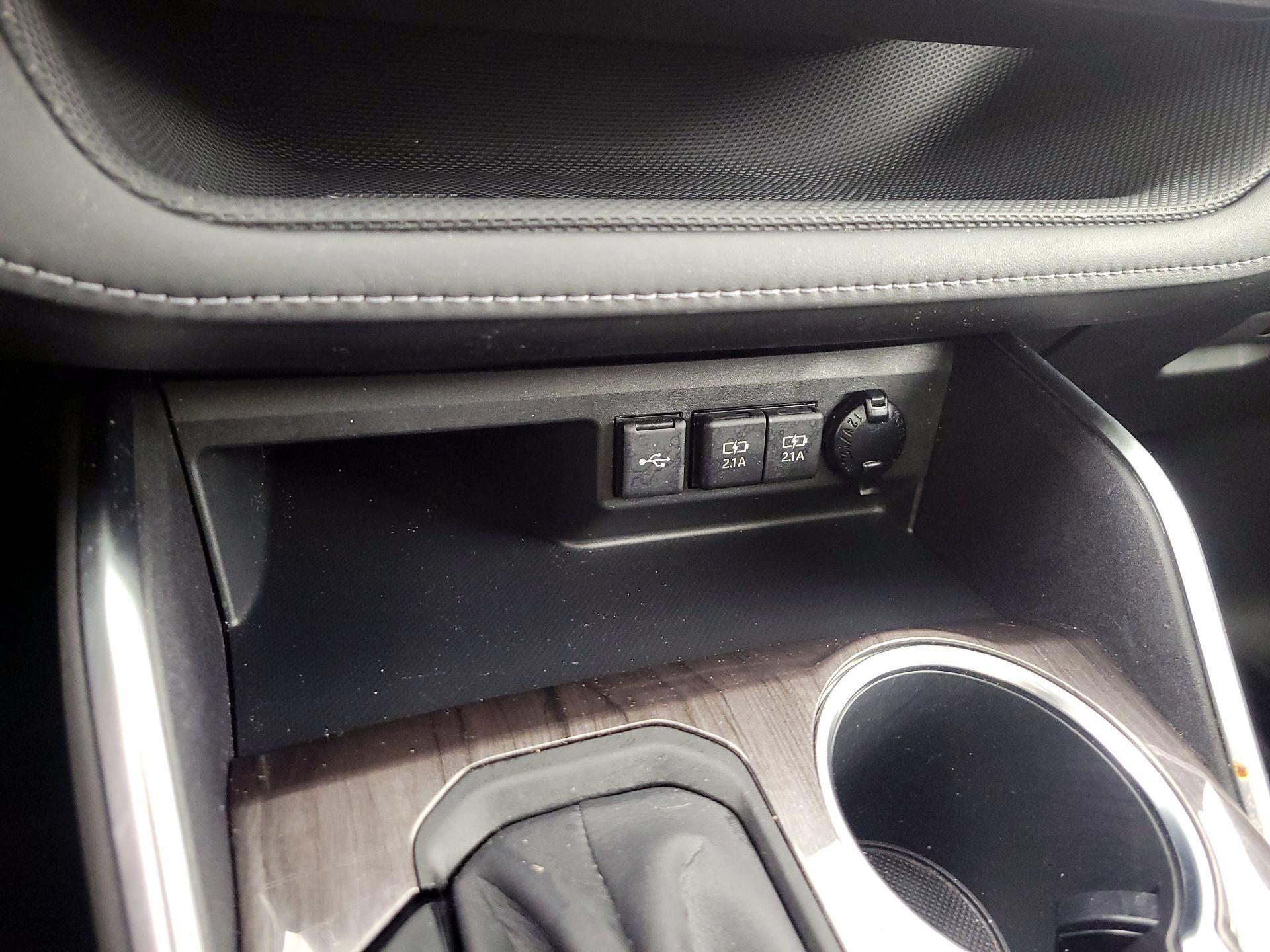 Thumbnail: 2020 Toyota Highlander - 19