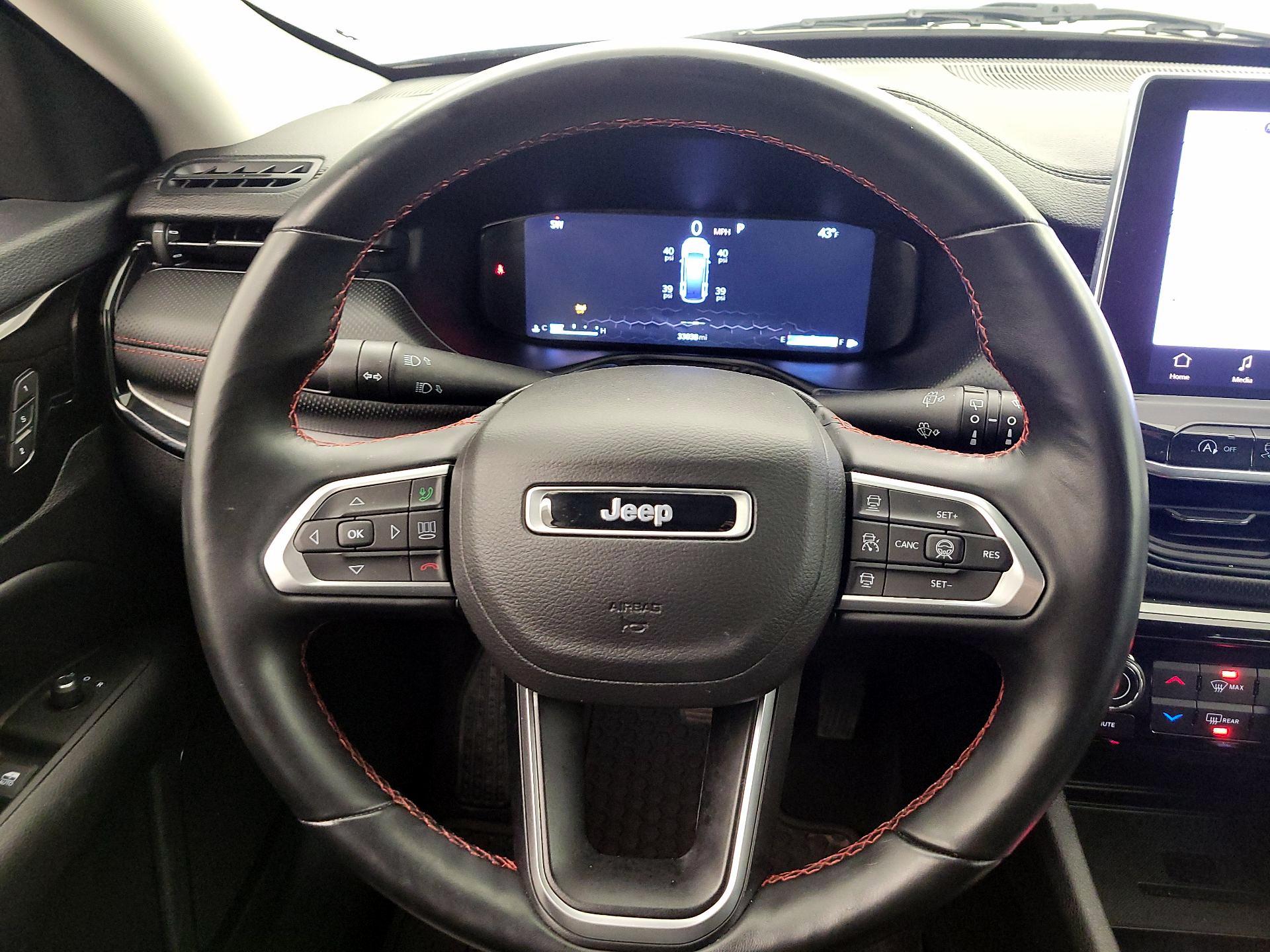 Thumbnail: 2022 Jeep Compass - 10