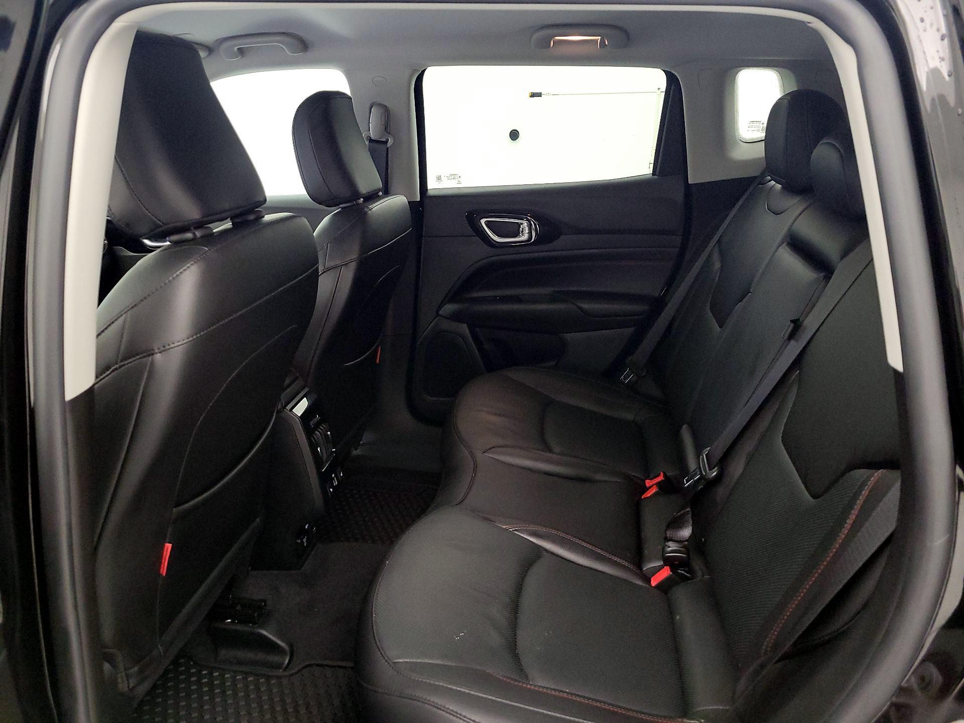 Thumbnail: 2022 Jeep Compass - 20