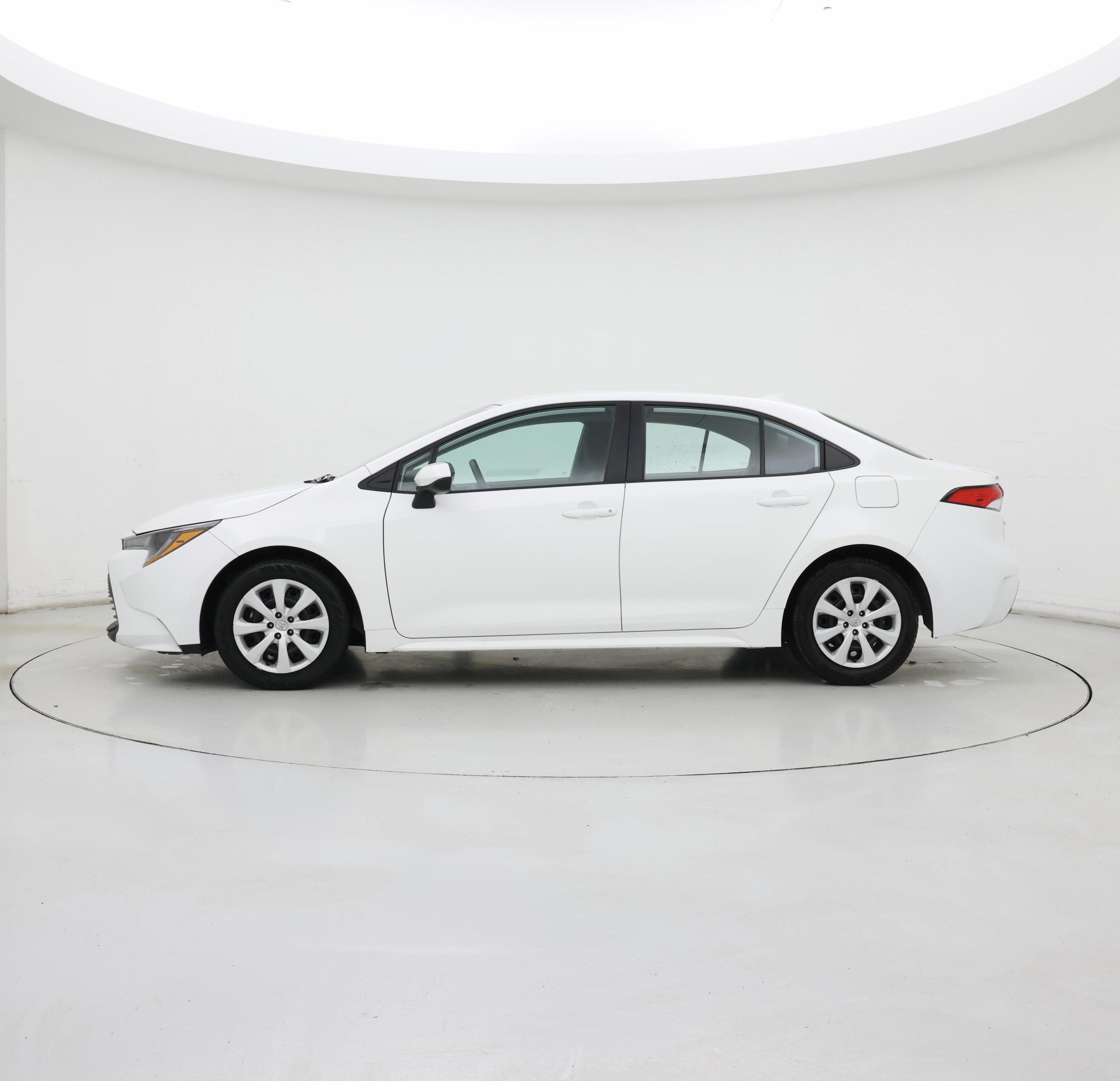 Thumbnail: 2024 Toyota Corolla - 3