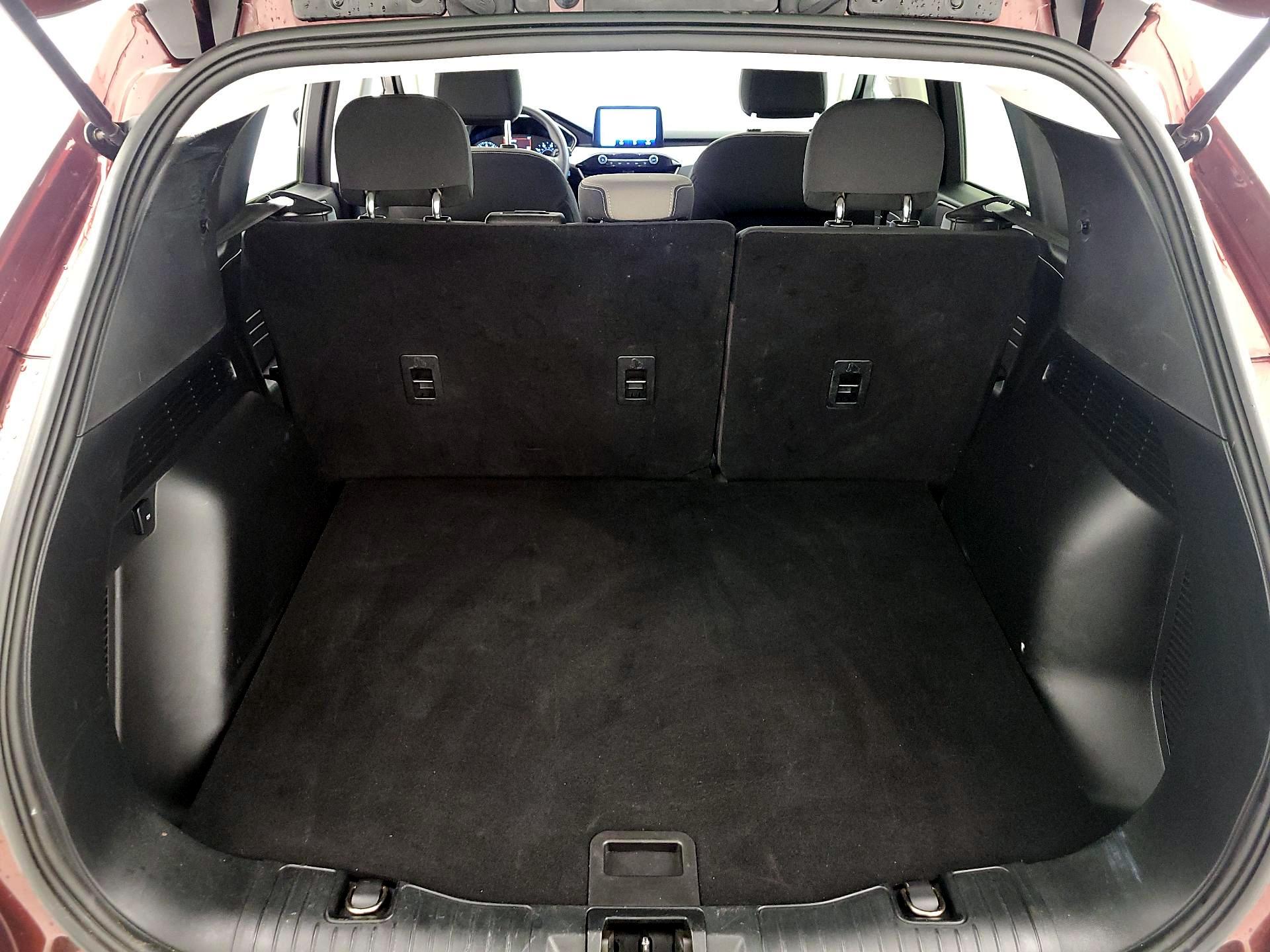 Thumbnail: 2021 Ford Escape - 20