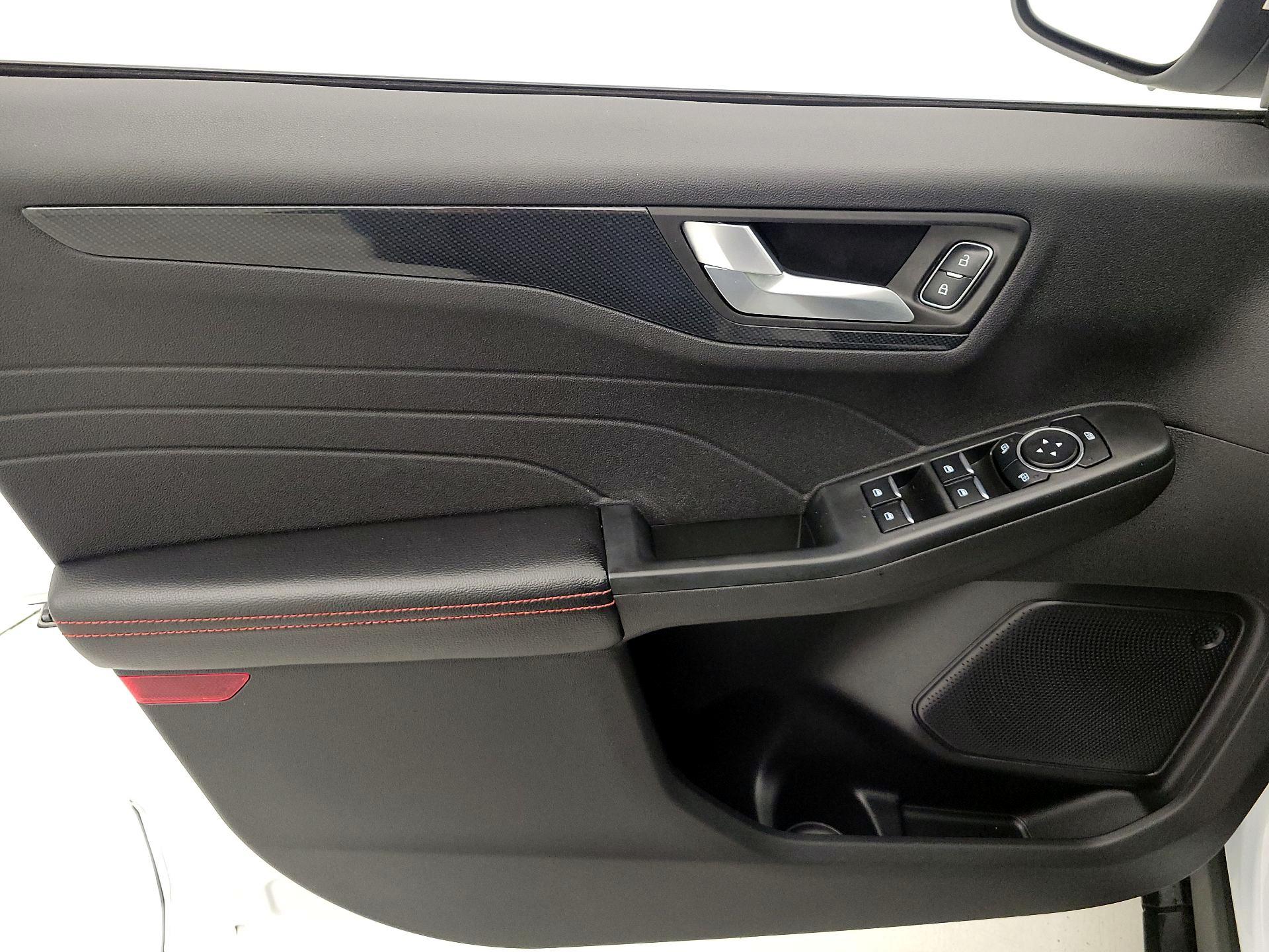 Thumbnail: 2023 Ford Escape - 12