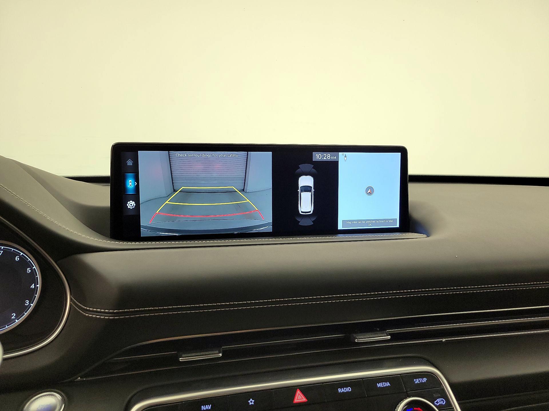 Thumbnail: 2024 Genesis GV80 - 15